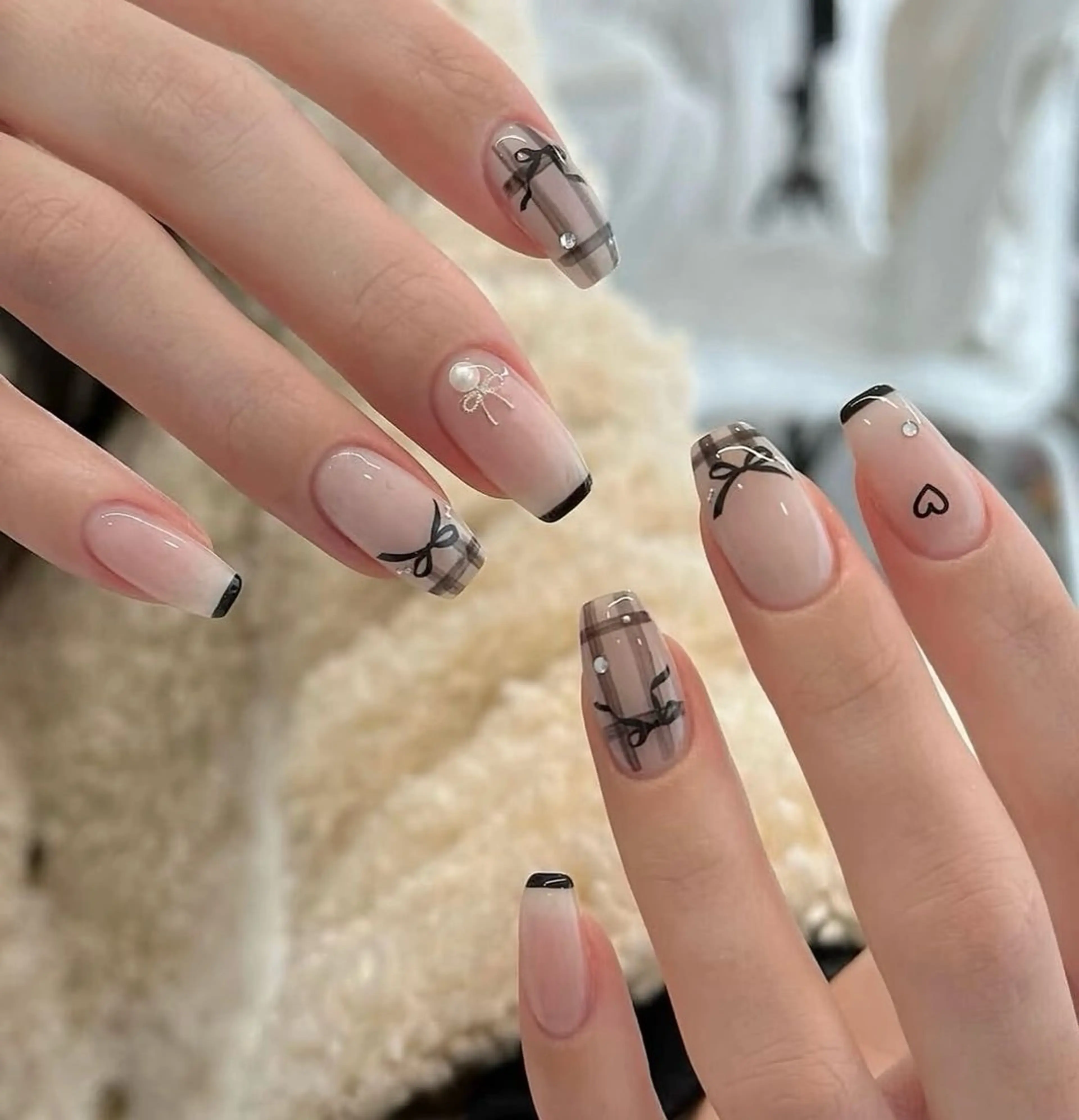 ネイル チークネイル 長さ出し フレンチネイル ガーリー 韓国ネイル sun nail池袋 モデル募集のネイルデザイン