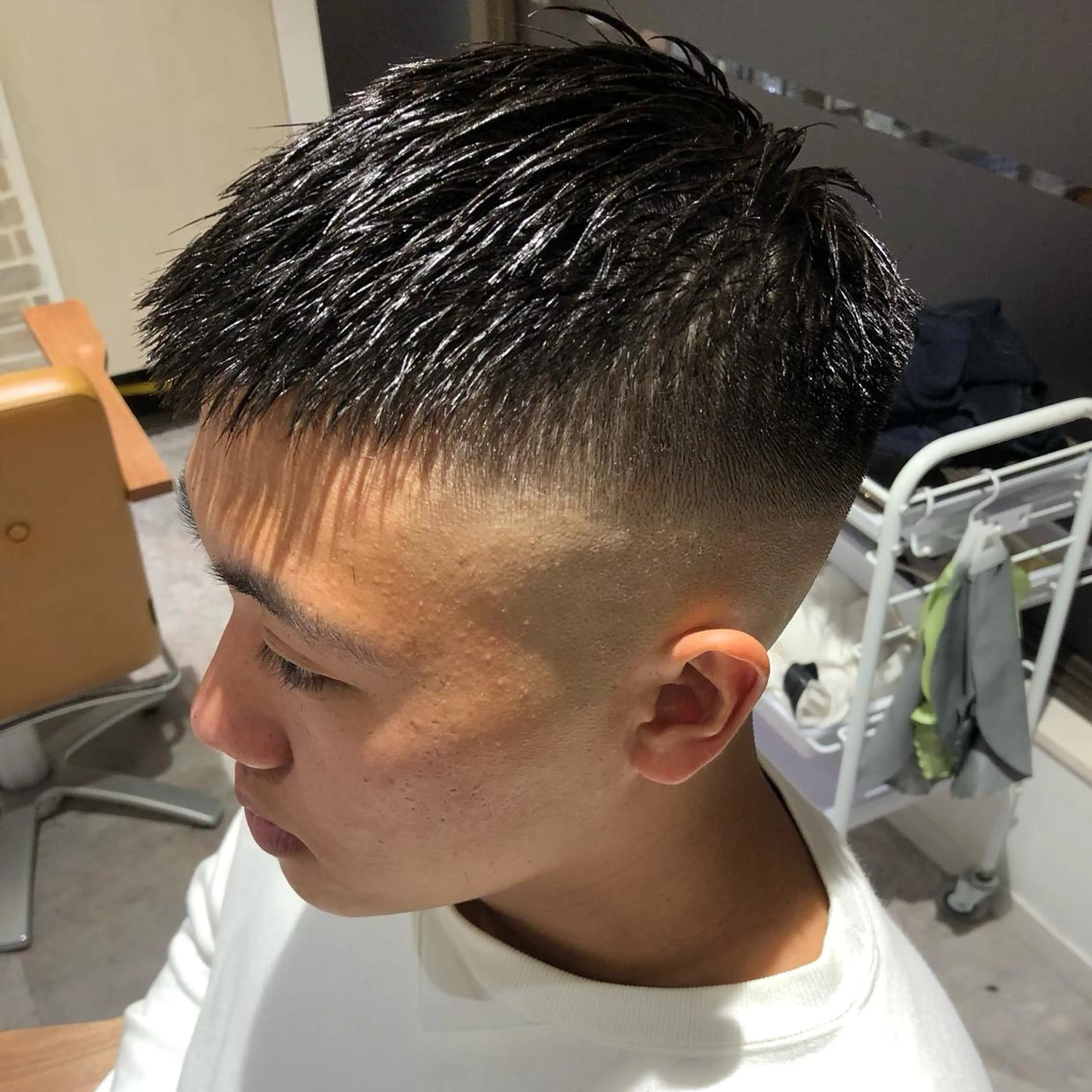 ショート メンズ フェードカット スキンフェード ⭐️TOSHIKI メンズパーマオタク⭐のヘアスタイル