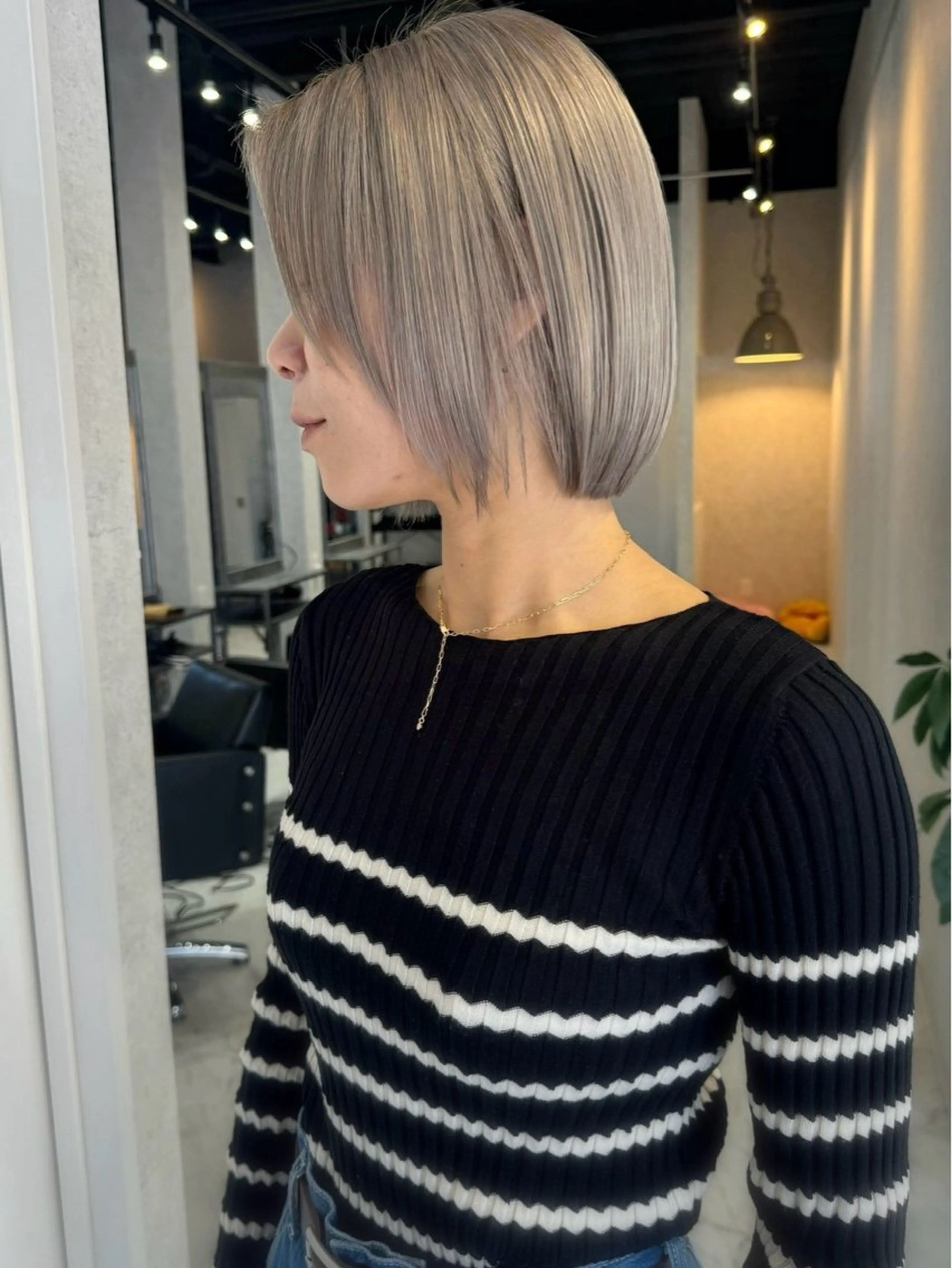 ショート カラー ヘアアレンジ ショートボブ バレイヤージュ ブリーチ ケアブリーチ デザインカラー カット ヘアカラー トリートメント アンドウ ユウ/ レイヤーカット/韓国のヘアスタイル