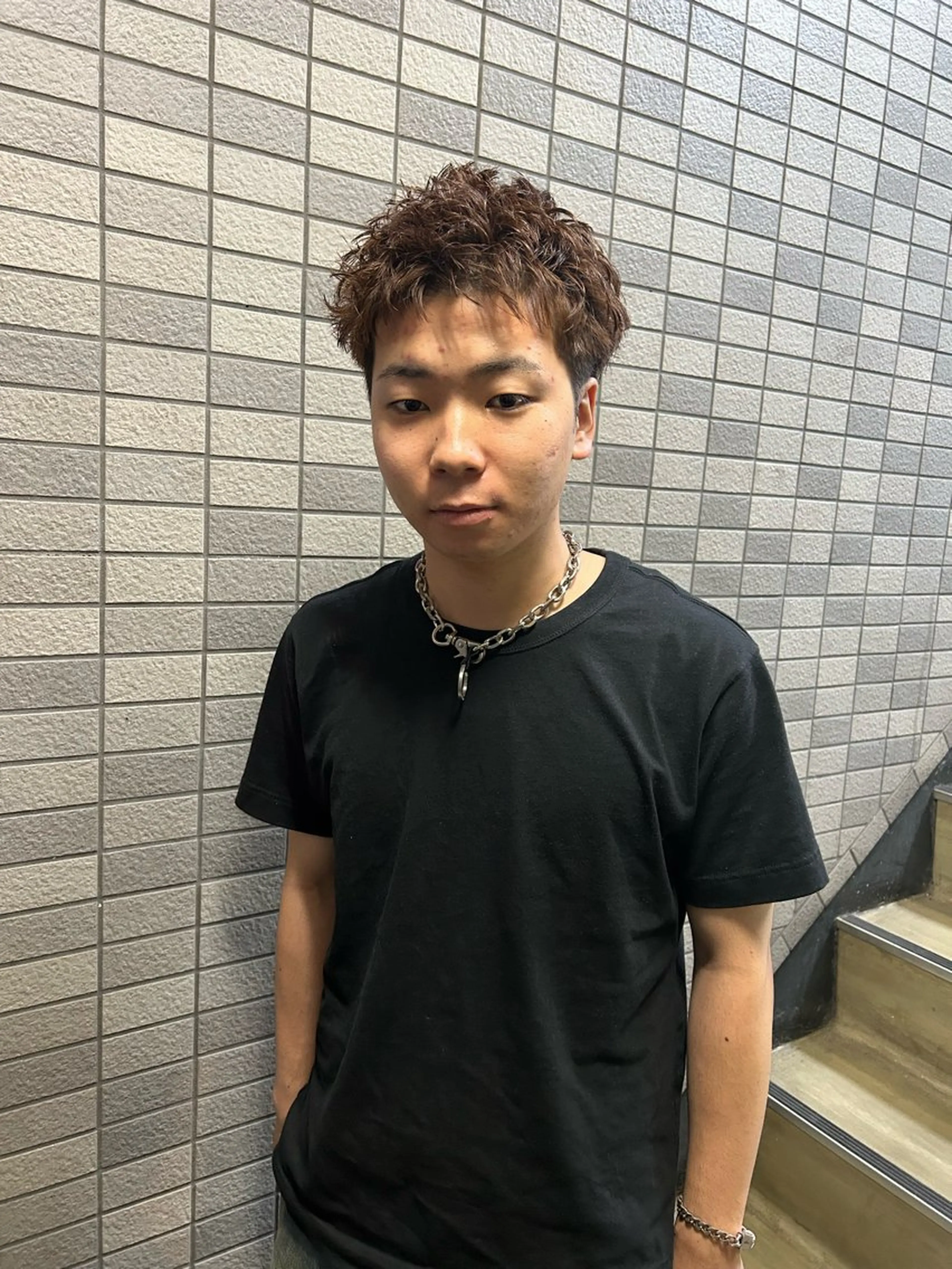 ショート パーマ メンズ メンズブリーチ メンズハイライト メンズインナーカラー メンズパーマ プードルパーマ カット パーマ トリートメント charme所属・💈メンズカット ✂︎伊藤大輝💈のヘアスタイル