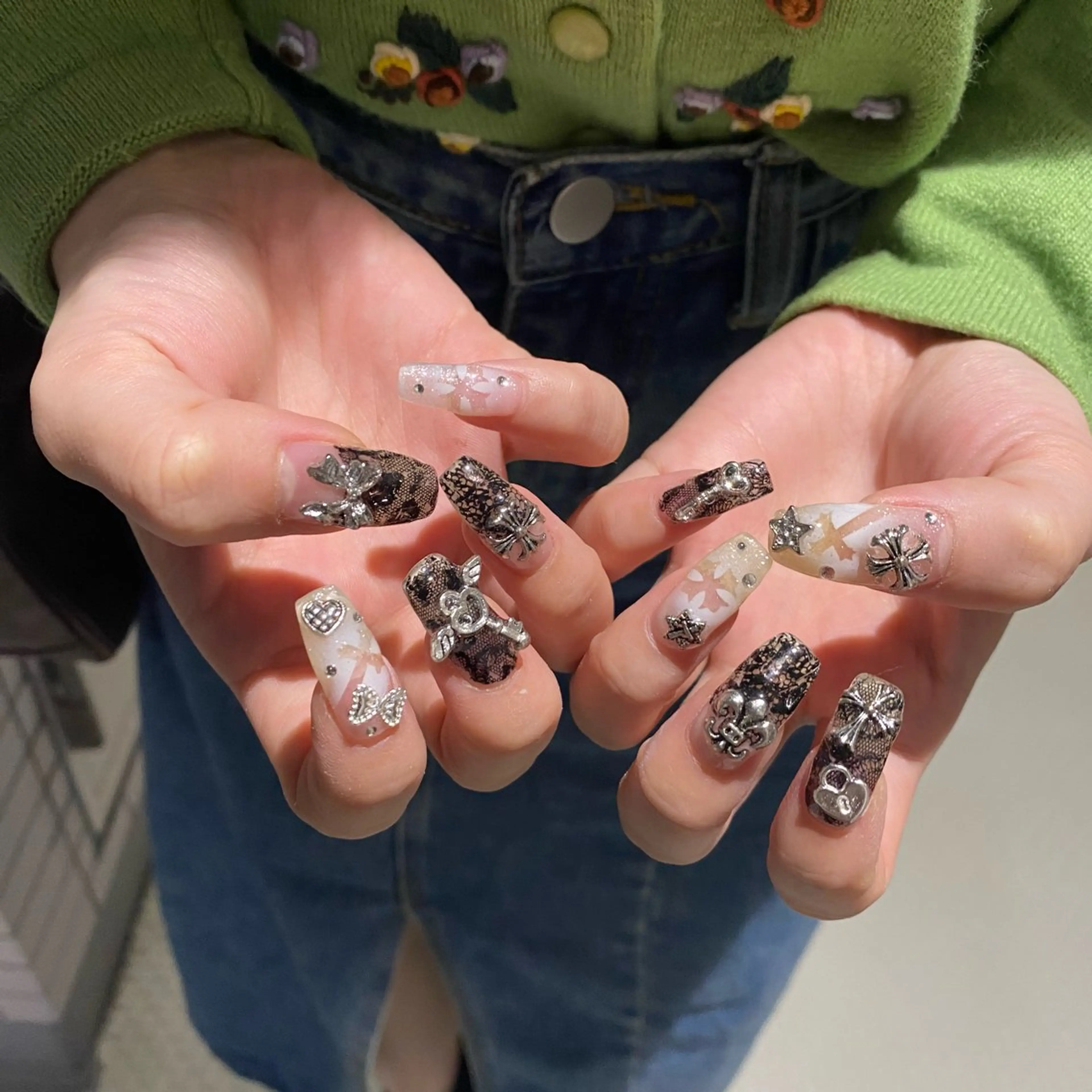 ネイル mizuho .oのネイルデザイン