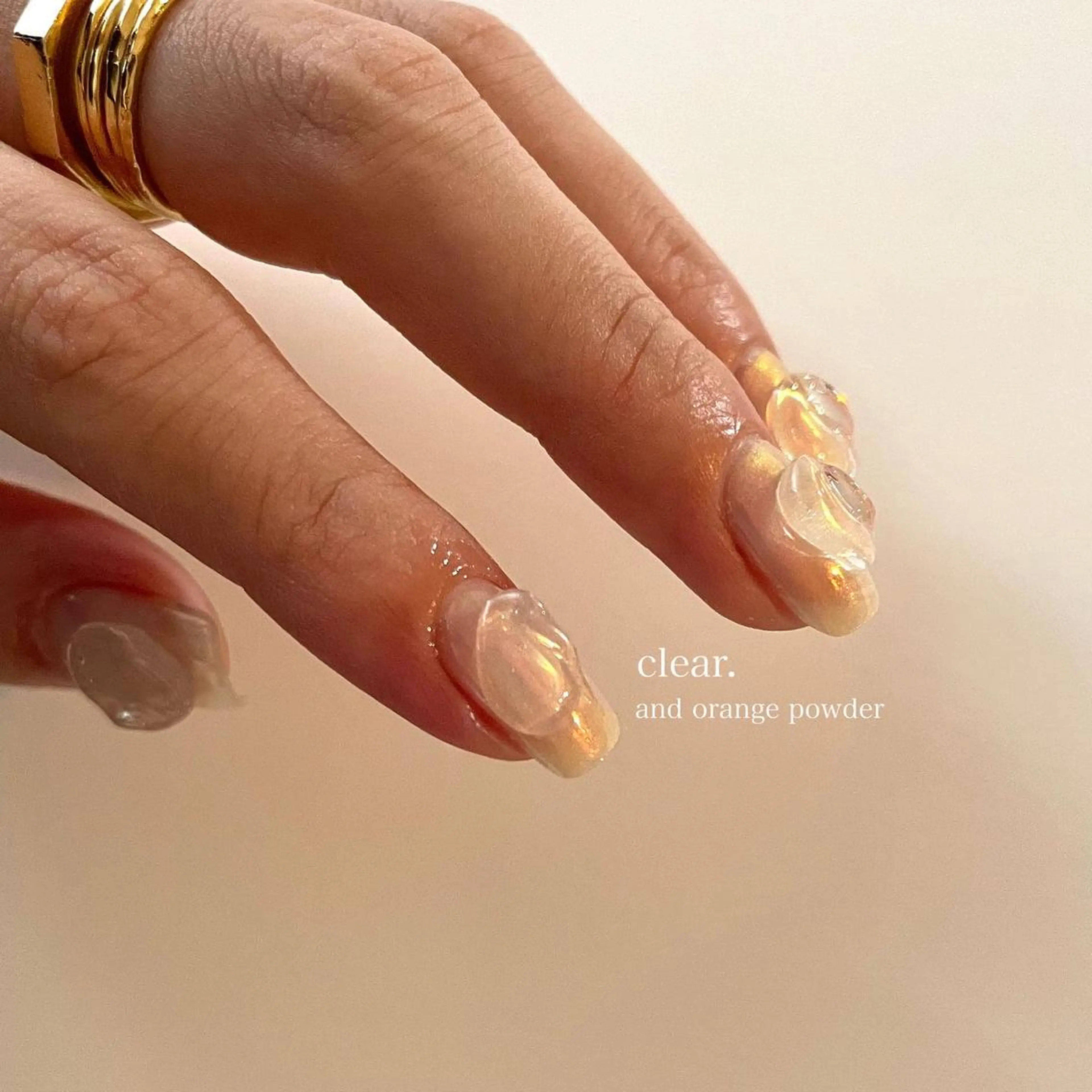 ショート ネイル ブラウン ニュアンスネイル 10ten所属・10ten Mikiのネイルデザイン