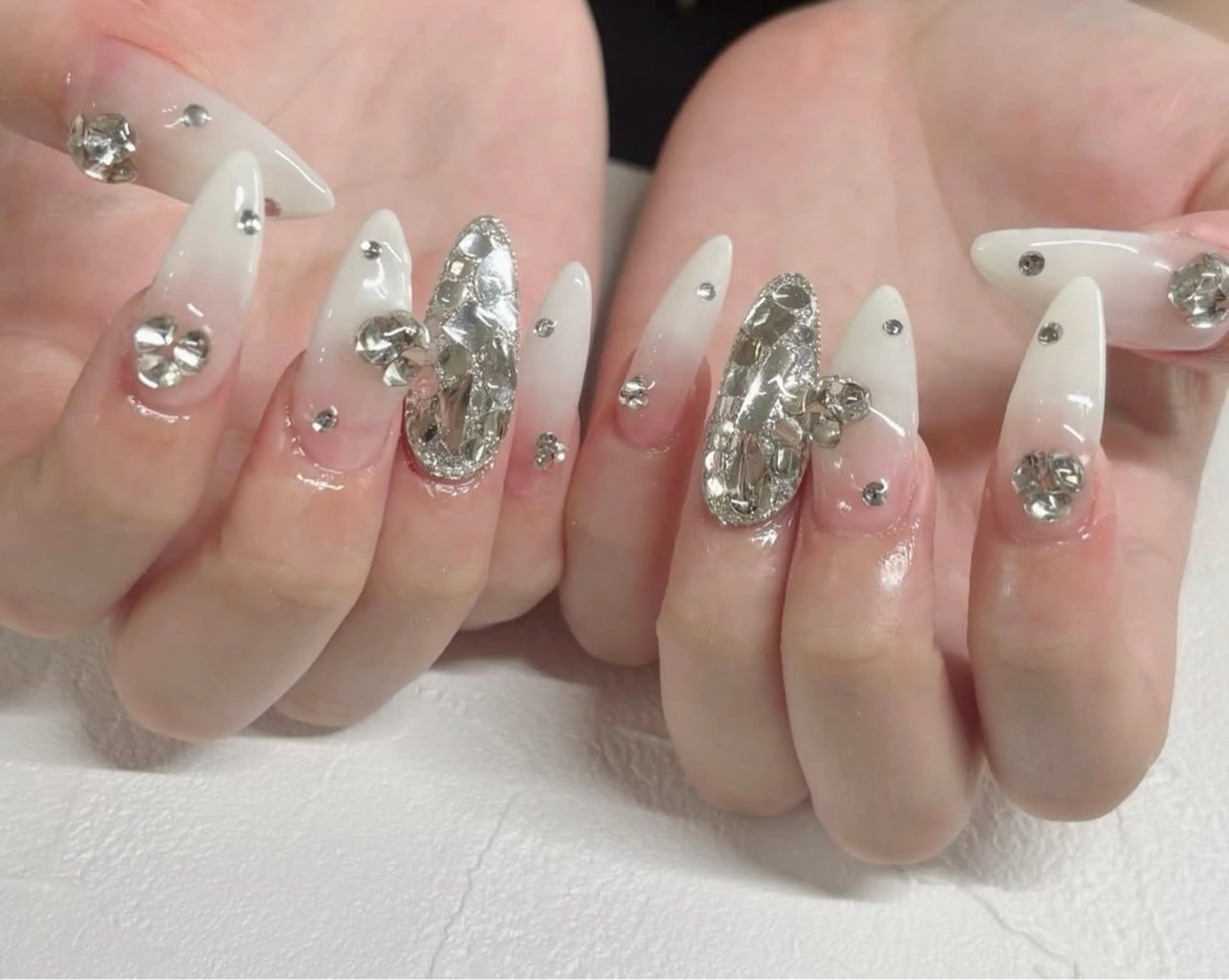 ネイル 韓国ネイル 持ち込み ニュアンスネイル ネイルチップ ハンドネイル TABI ANA.CHUOのネイルデザイン