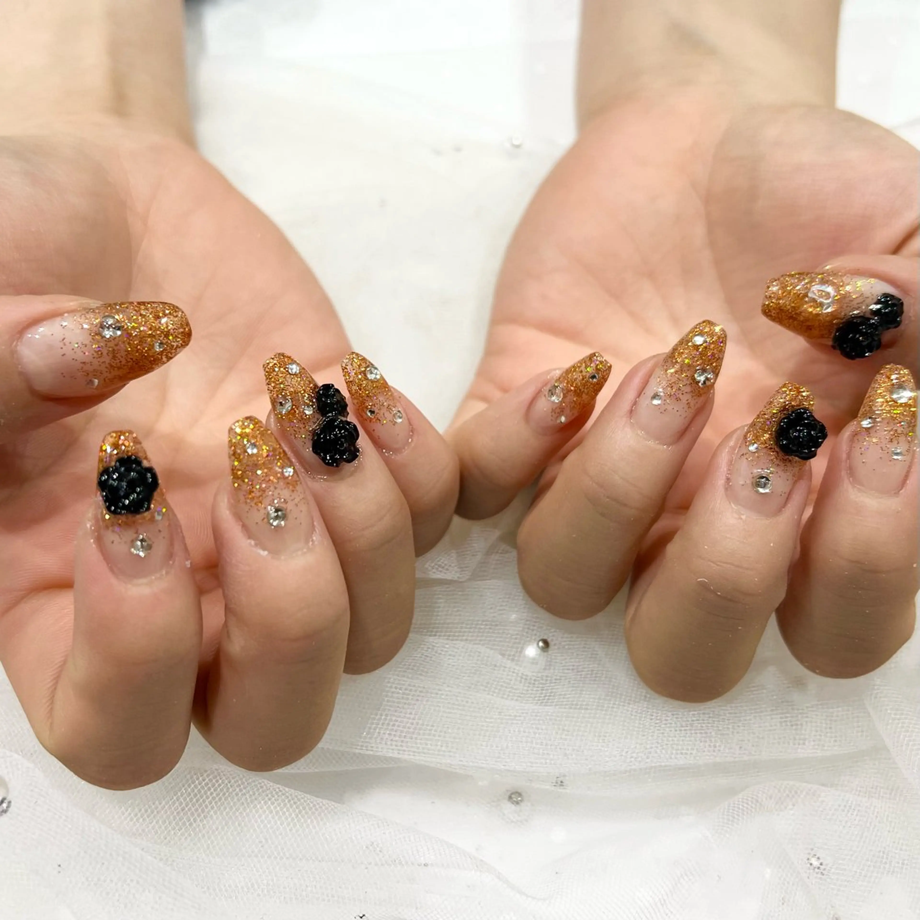 ネイル グラデーション ラメ(グリッター) ラメグラデーション 🧡Shine船橋 鳴海🧡のネイルデザイン