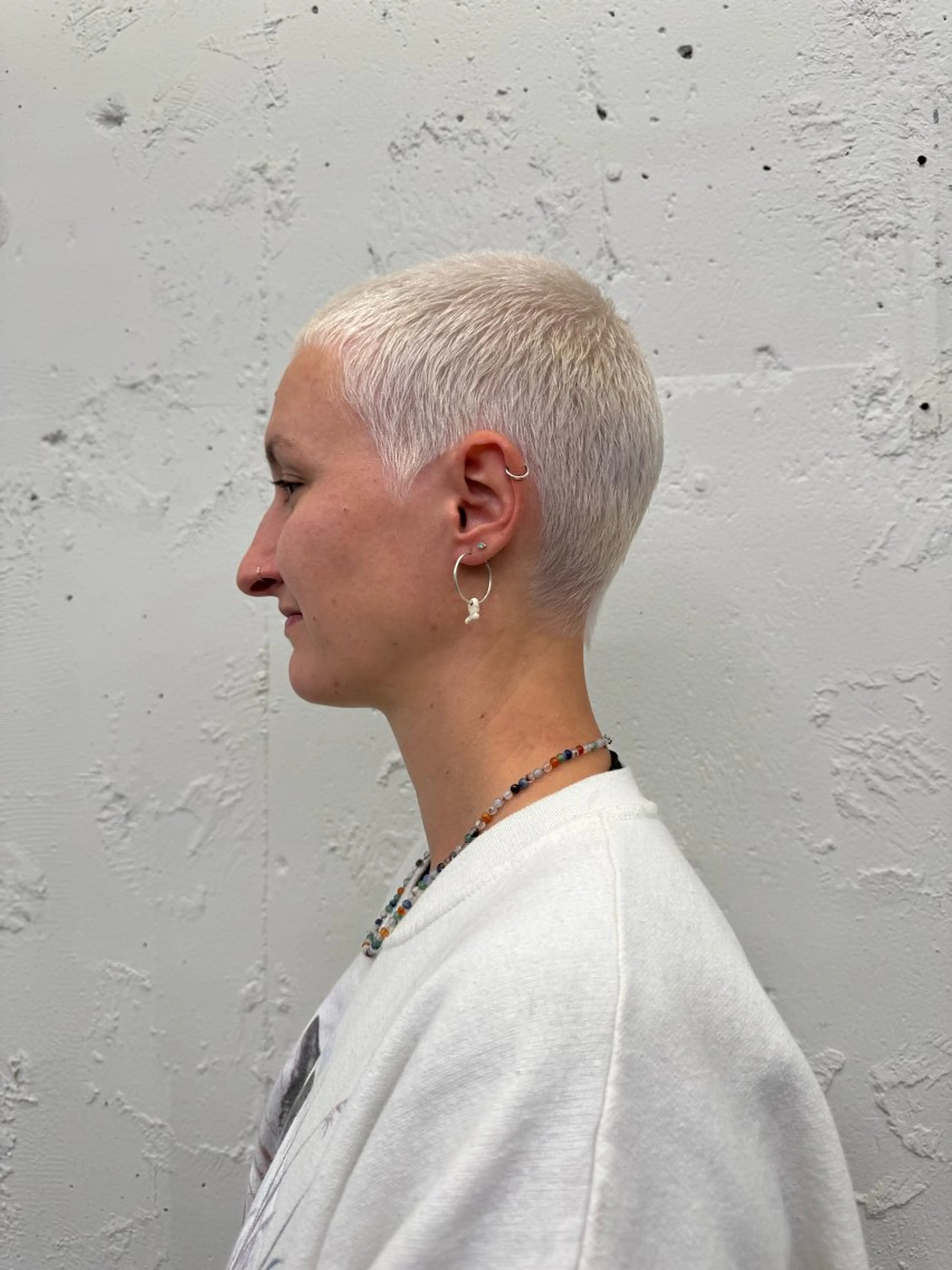 ショート カラー メンズ メンズブリーチ フェードカット メンズショート スキンフェード ブリーチ カット ヘアカラー トリートメント 💈メンズ特化💈 TASUKUのヘアスタイル