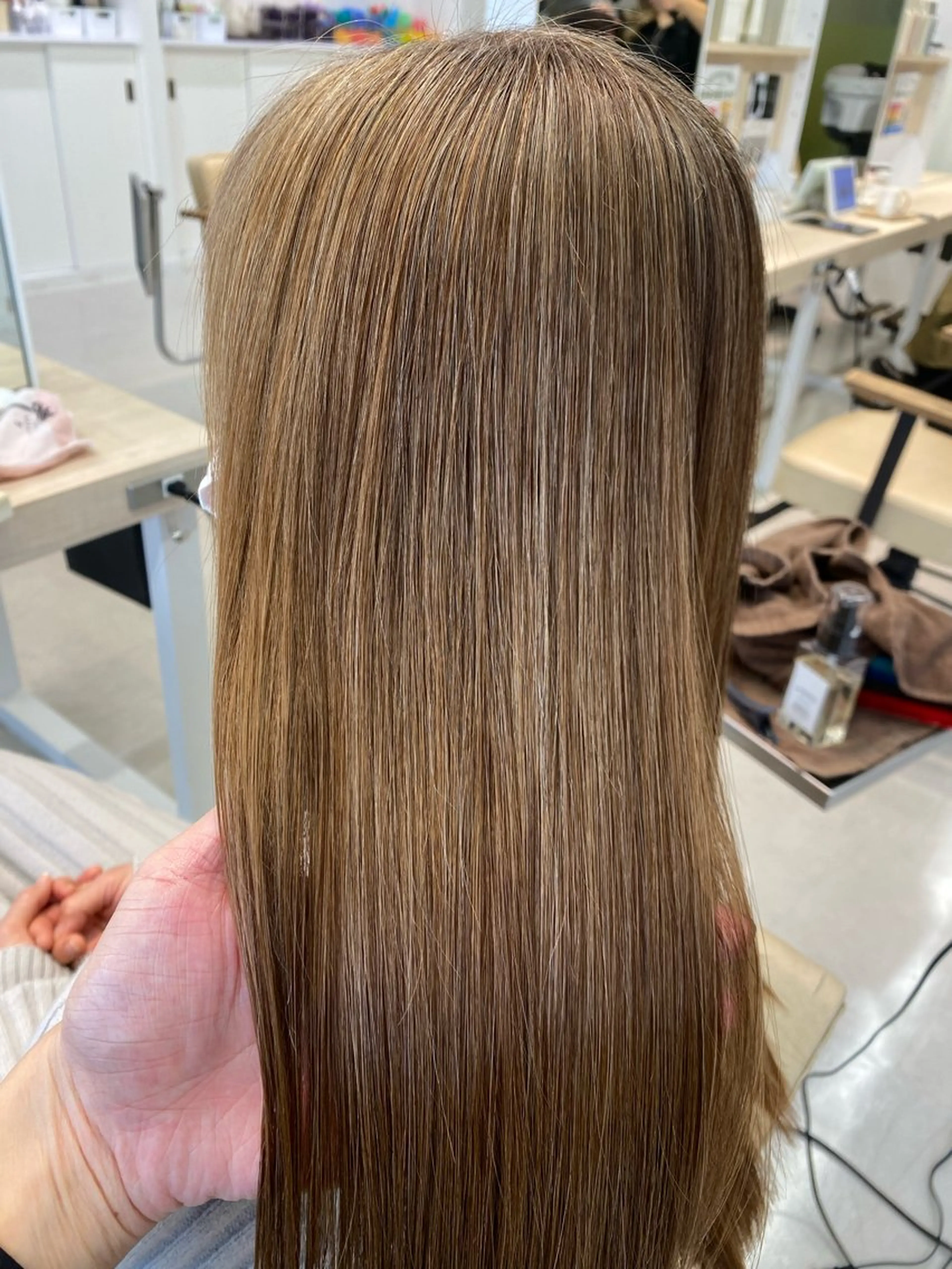 セミロング 髪質改善 トリートメント トリートメント メンズパーマ/ スパイキー/フェードのヘアスタイル