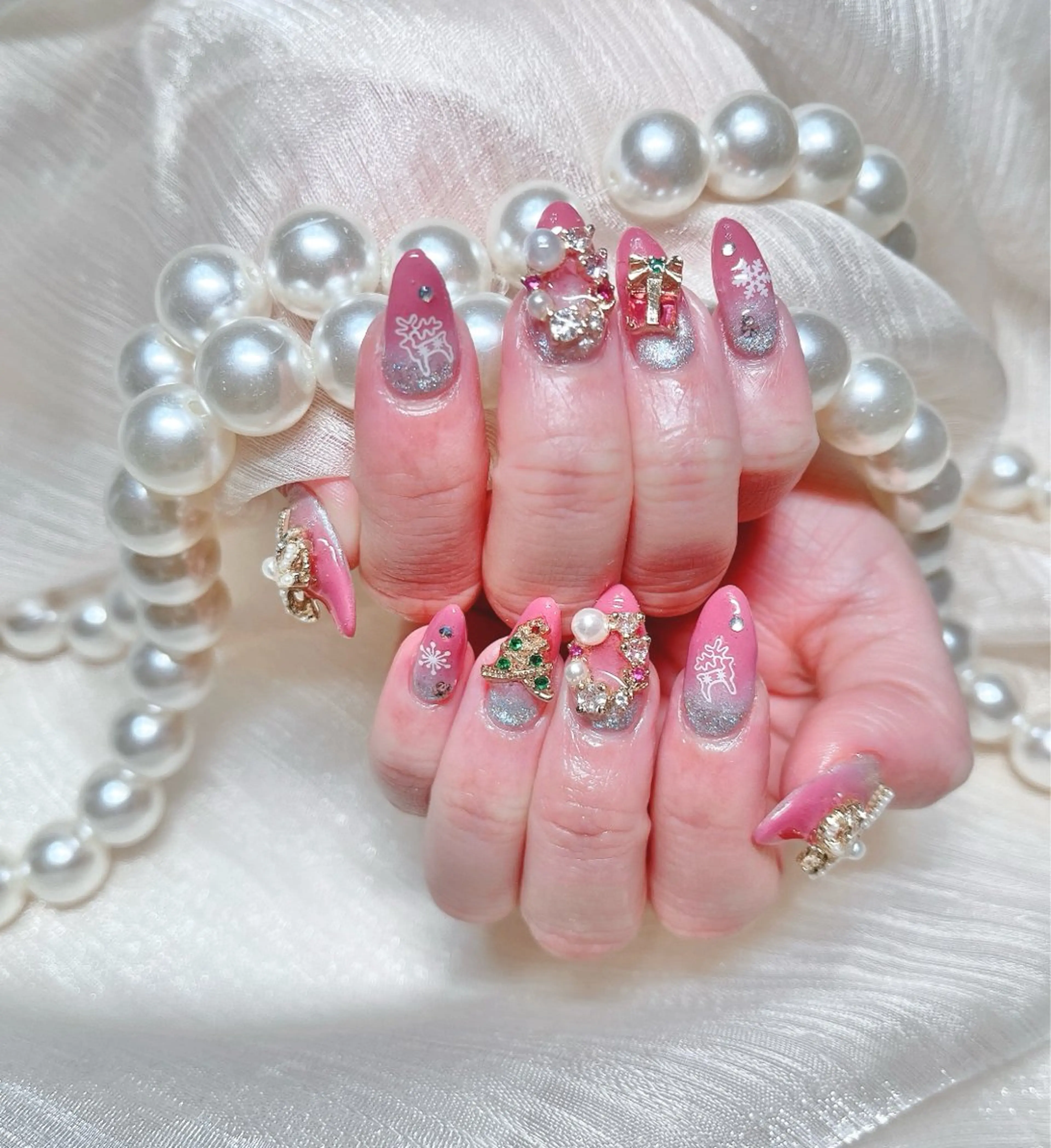 ネイル 冬ネイル クリスマス ハンドネイル Melody メロディのネイルデザイン