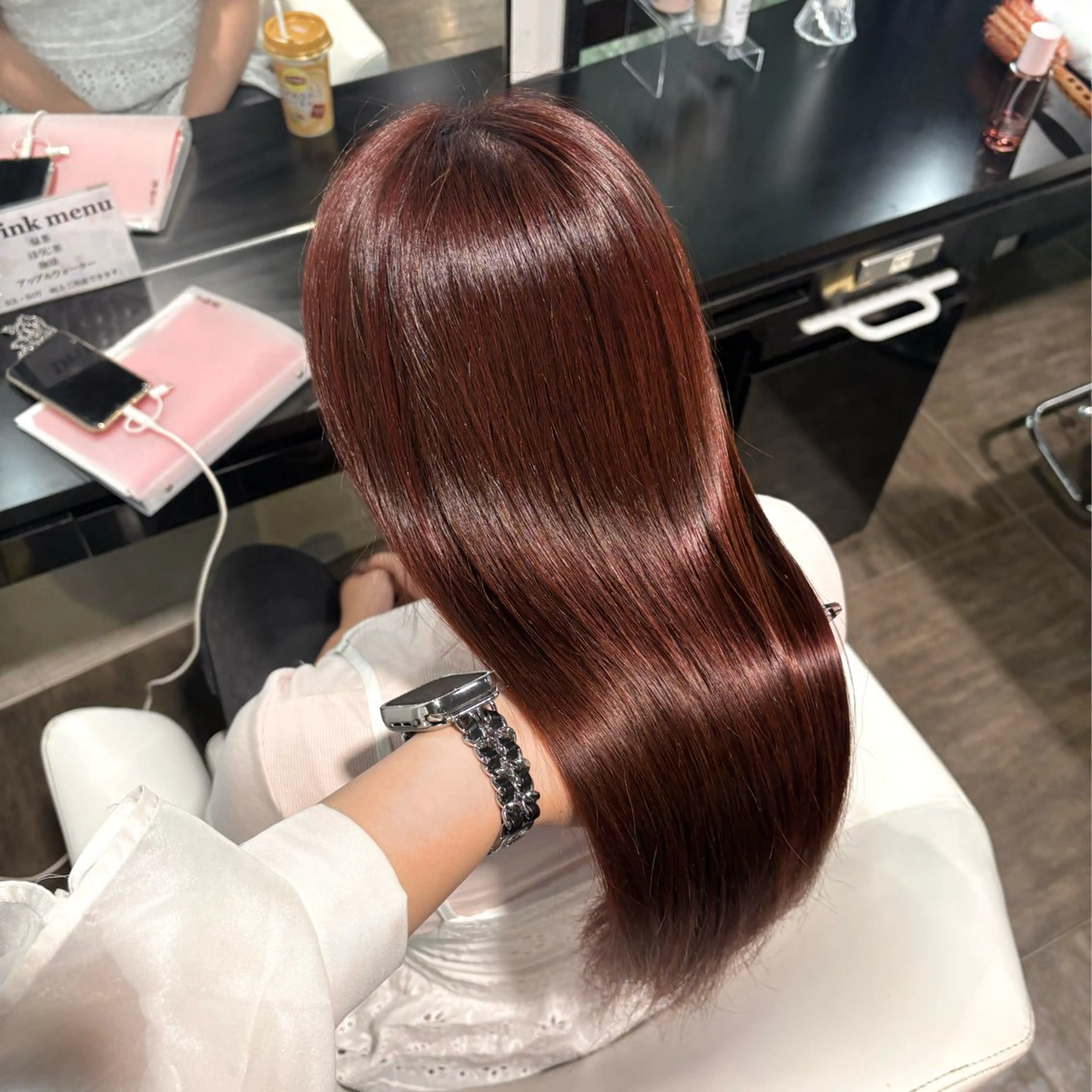 ロング カラー ブリーチ ブラウンカラー ダブルカラー ブリーチなしカラー カット ヘアカラー トリートメント 🖤大人可愛い⌇ 𝐑 𝐈 𝐎🖤のヘアスタイル