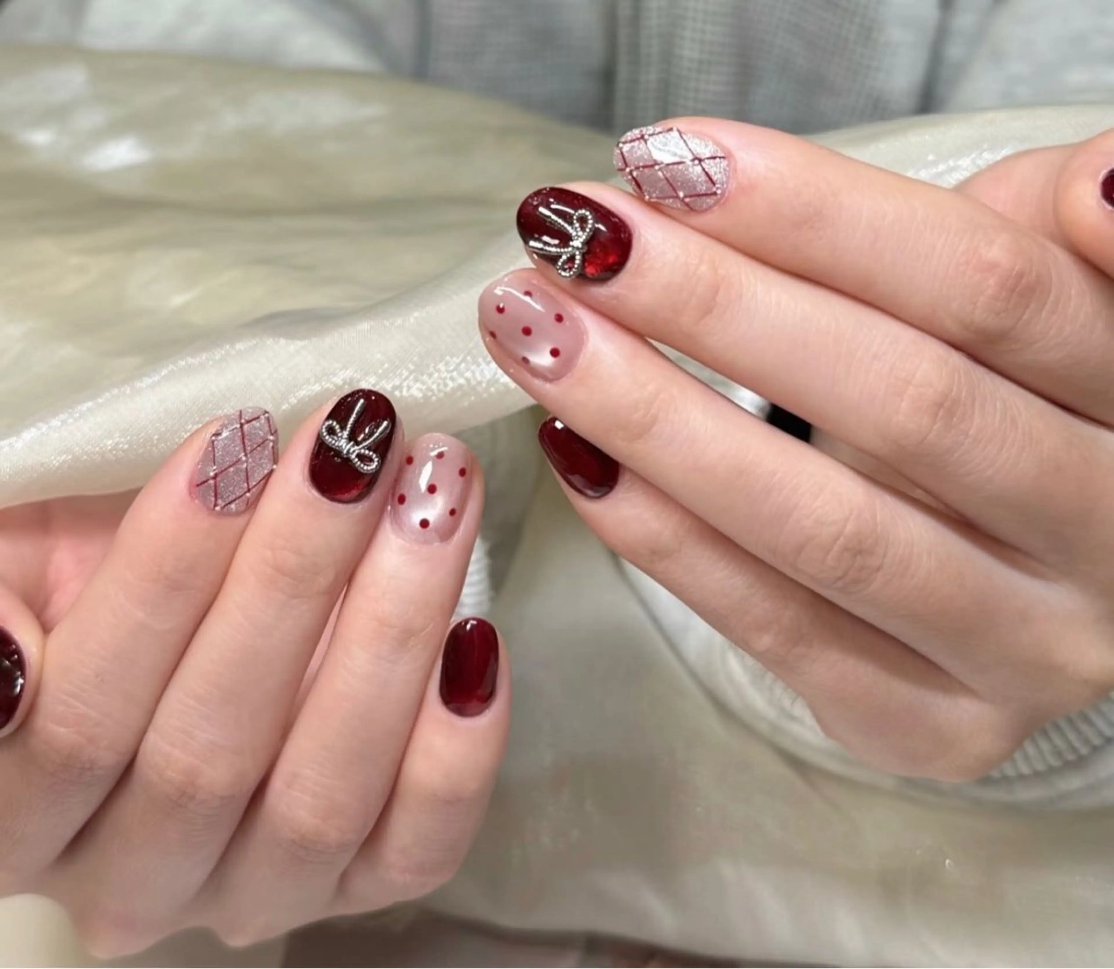 ネイル ハンドネイル 🎀PG🩵 ネイルサロンのネイルデザイン