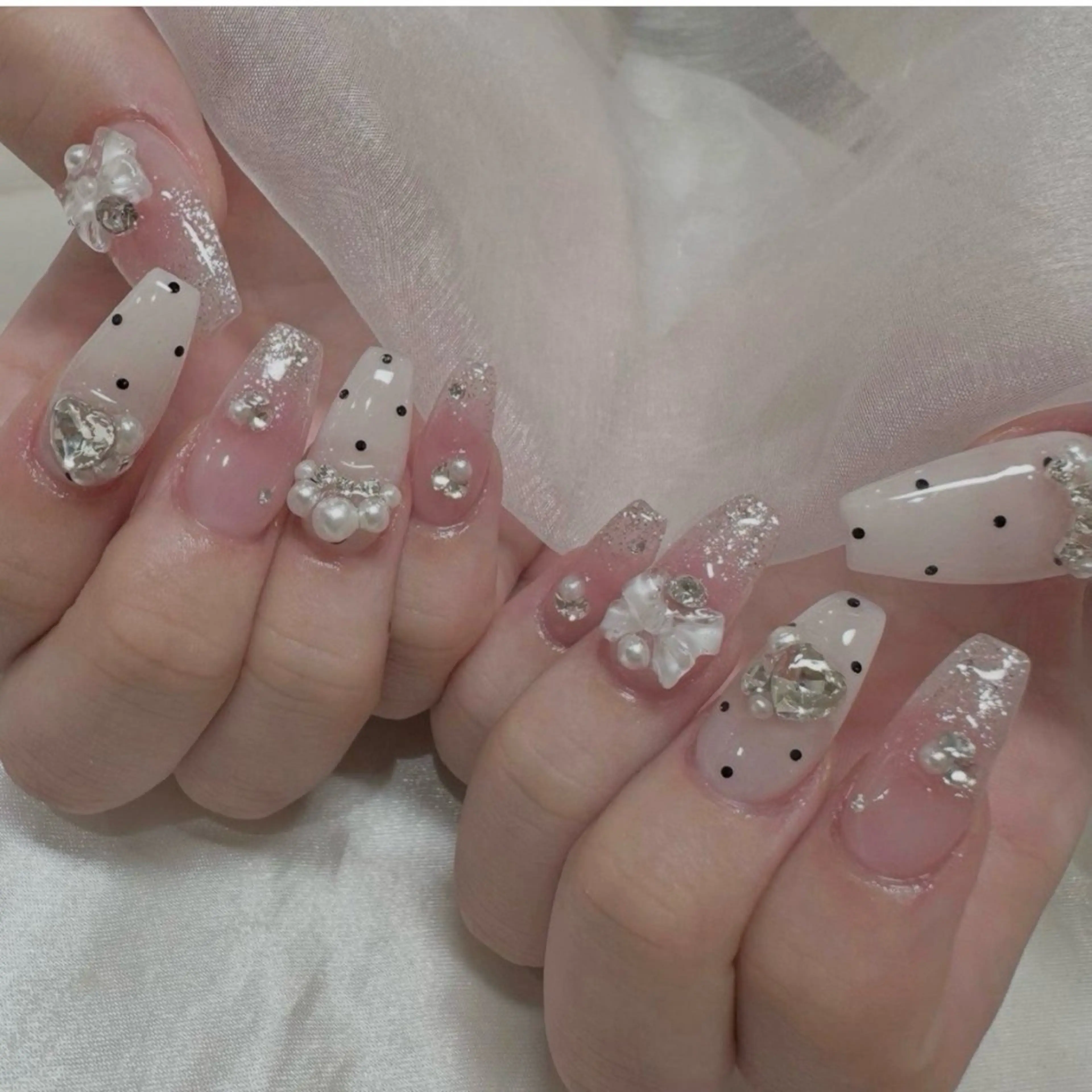 ネイル 成人式 ジェルネイル ロングネイル マグネットネイル 大理石ネイル(マーブル) ハンドネイル MoMoA Nail ネイル長さ出し専門店のネイルデザイン