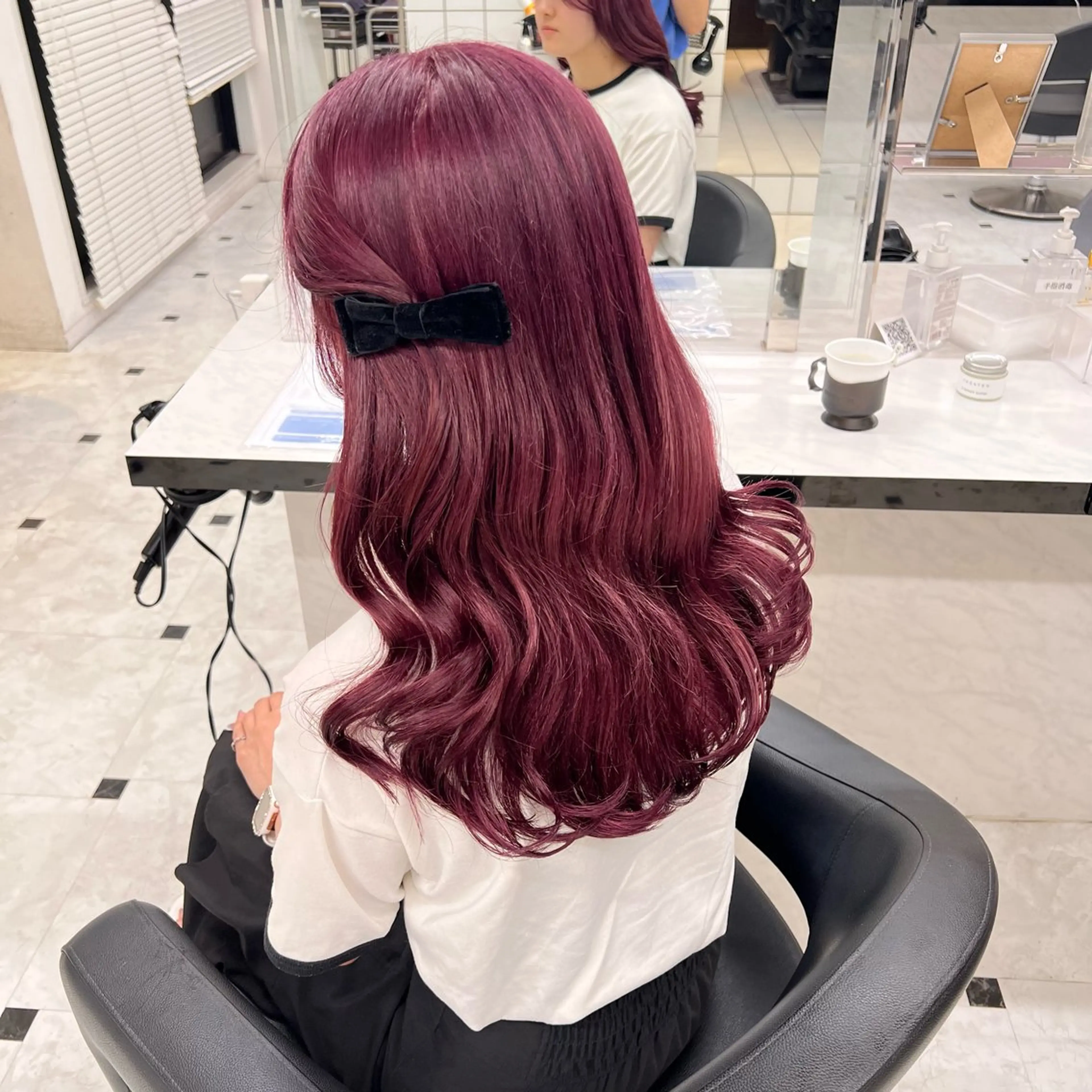 ミディアム カラー ヘアアレンジ ラベンダーカラー ピンクカラー ピンクラベンダー 💕上野美容師☁ ブリーチ💖サワのヘアスタイル