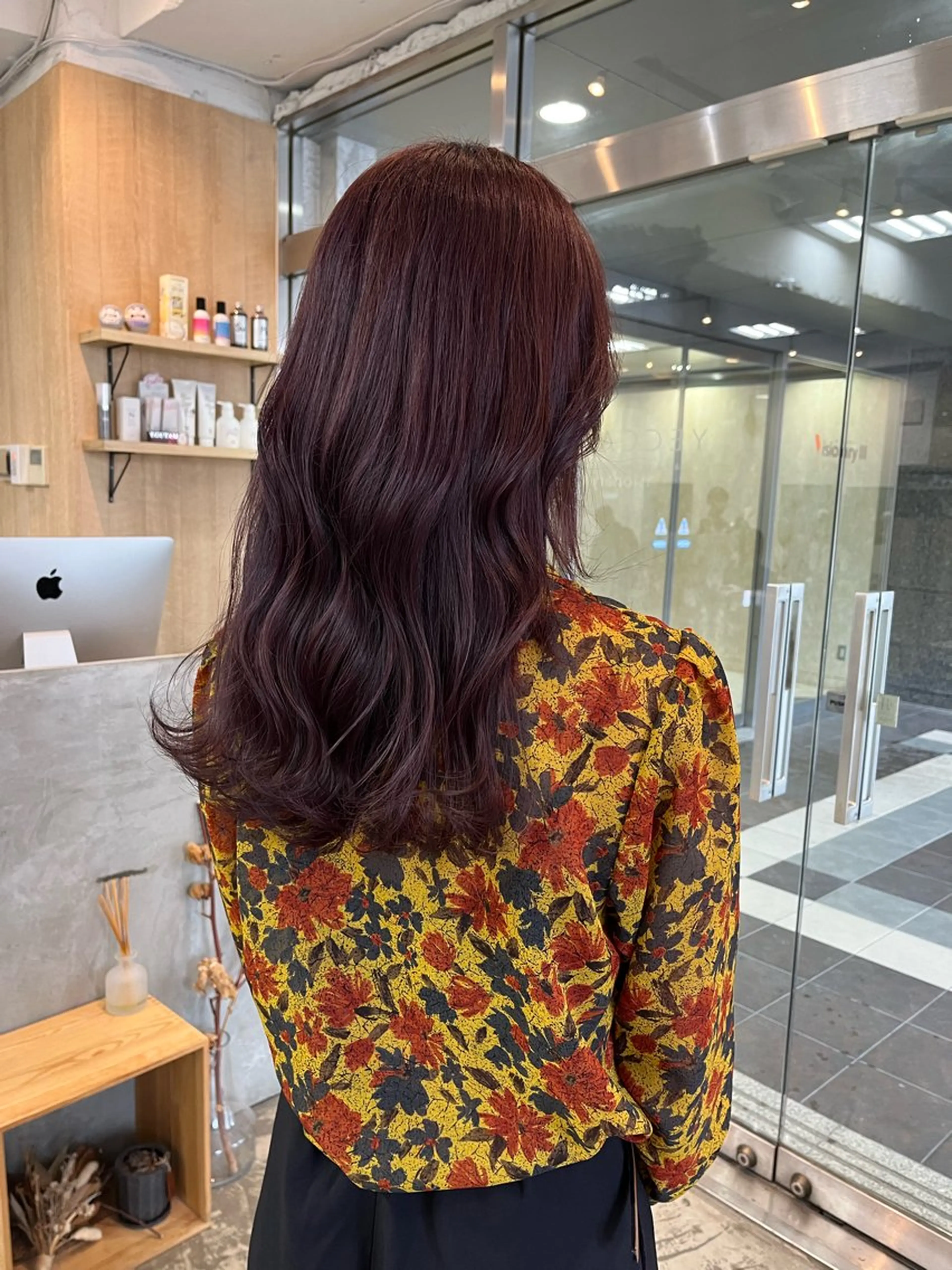 ロング ピンクラベンダー デザインカラー /るあんのヘアスタイル