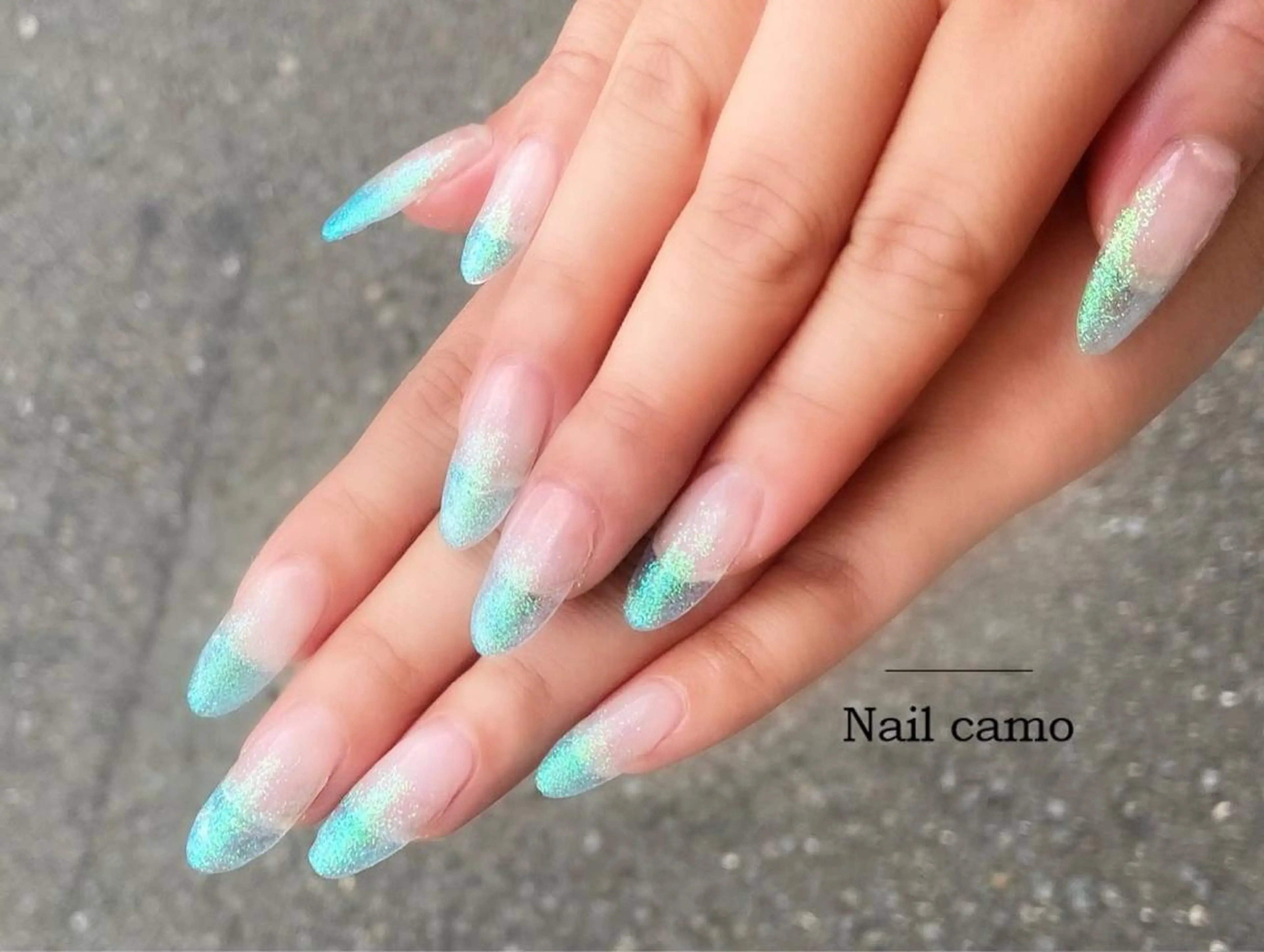 ネイル 長さ出し ラメ(グリッター) ハンドネイル Nail camo所属・🌟Nail camo🌟のネイルデザイン