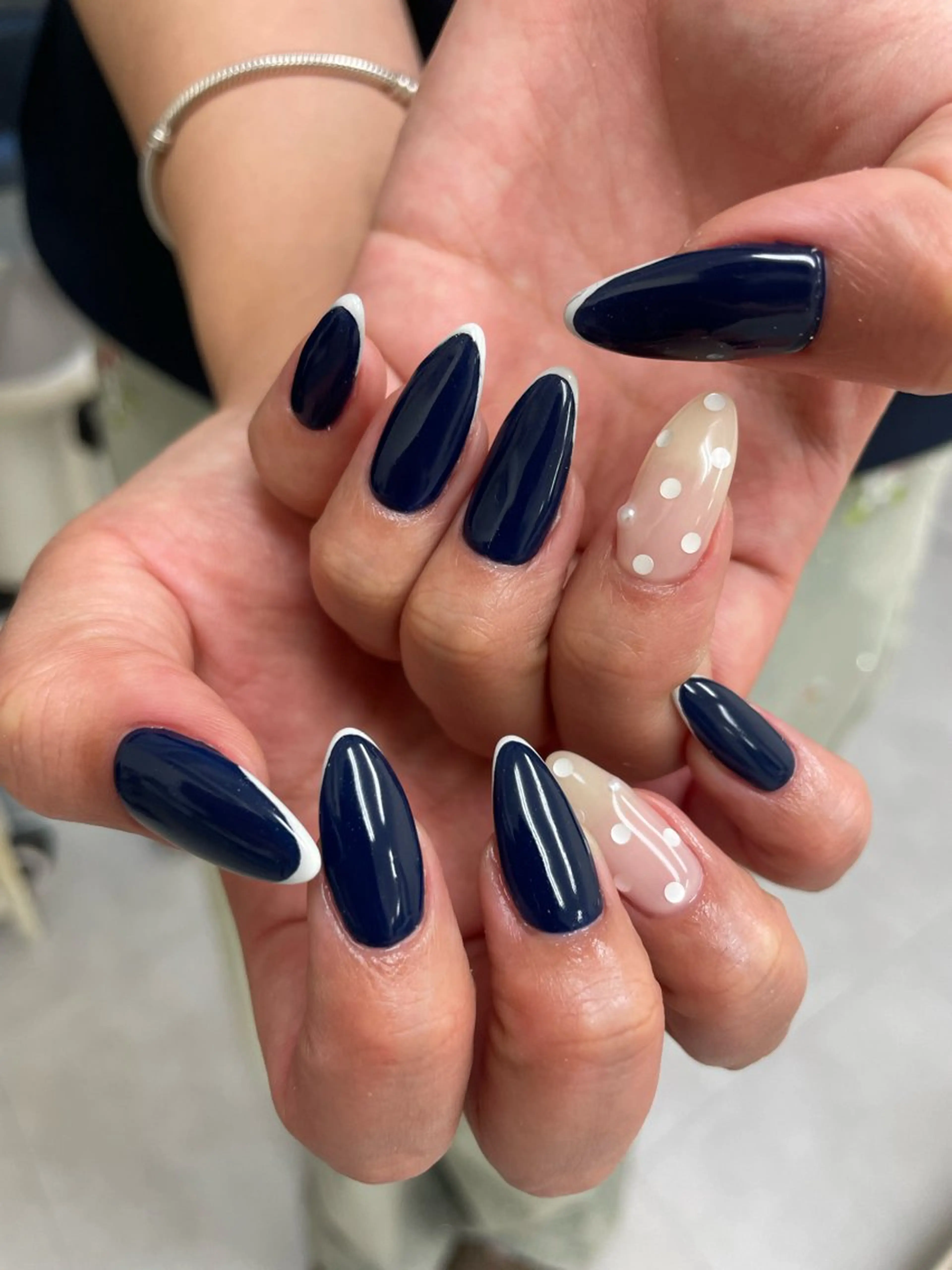 ネイル ハンドネイル Hisaka Mikiのネイルデザイン