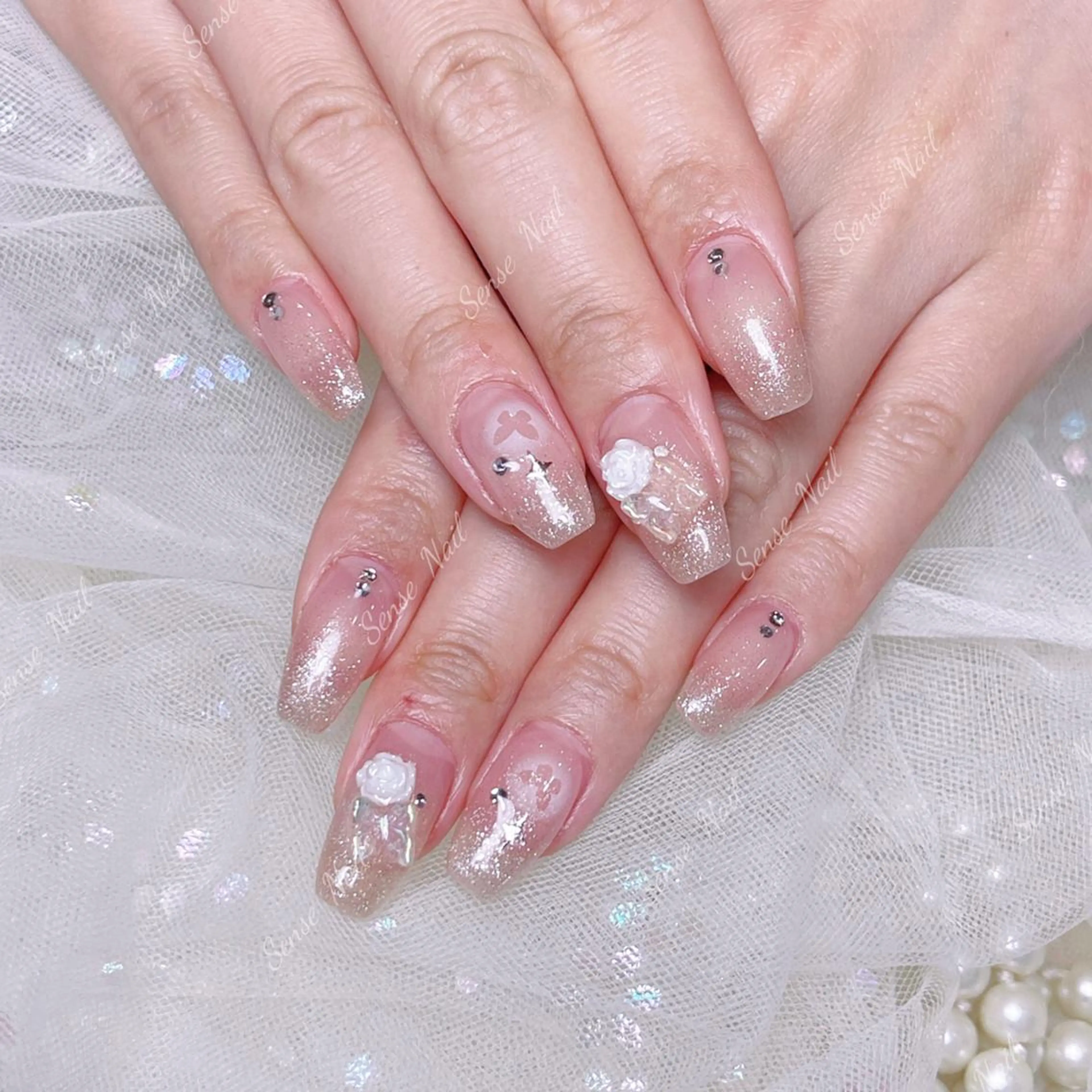 ネイル ハンドネイル ハンドケア Feinn Ink💕のネイルデザイン