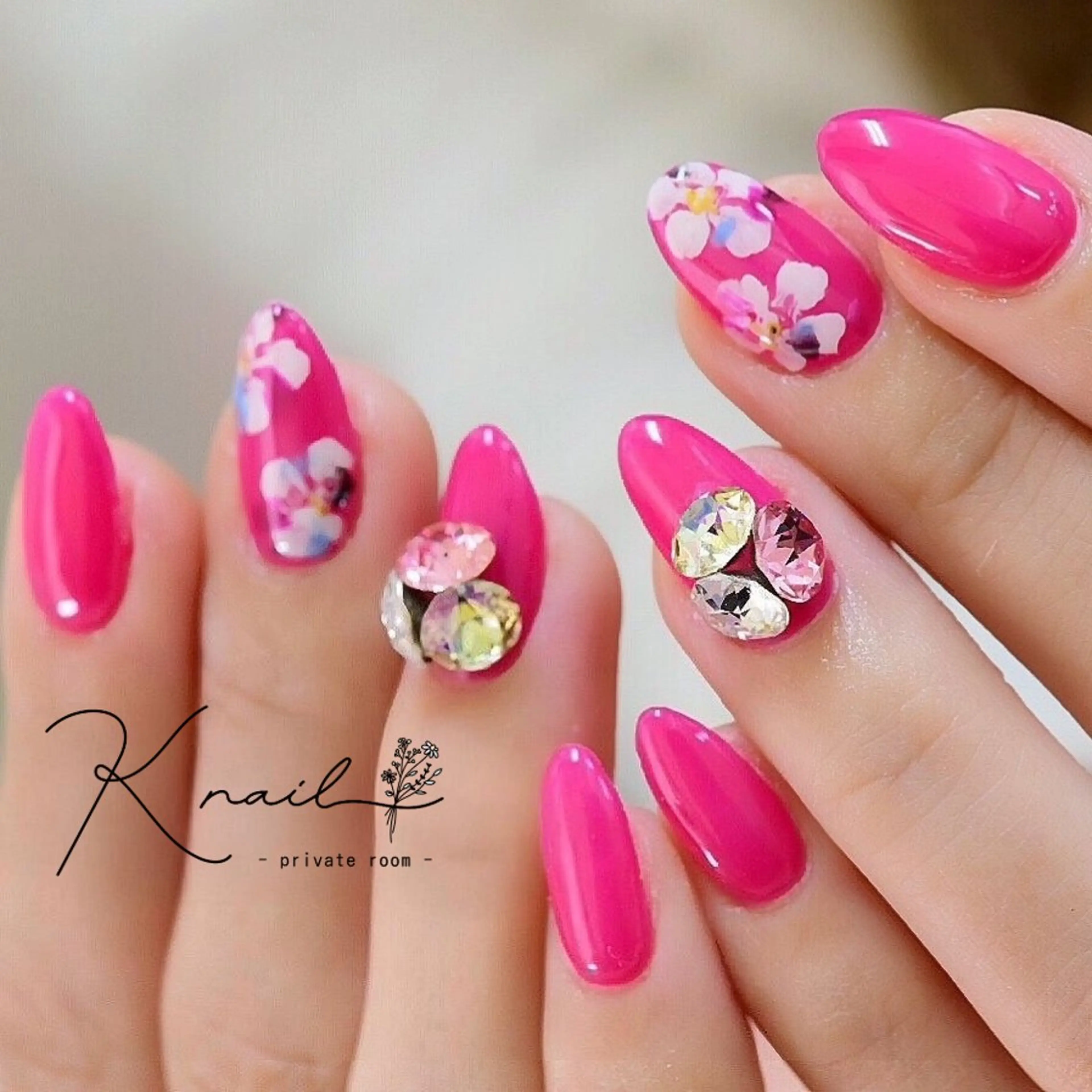 ネイル 王 雅文のネイルデザイン