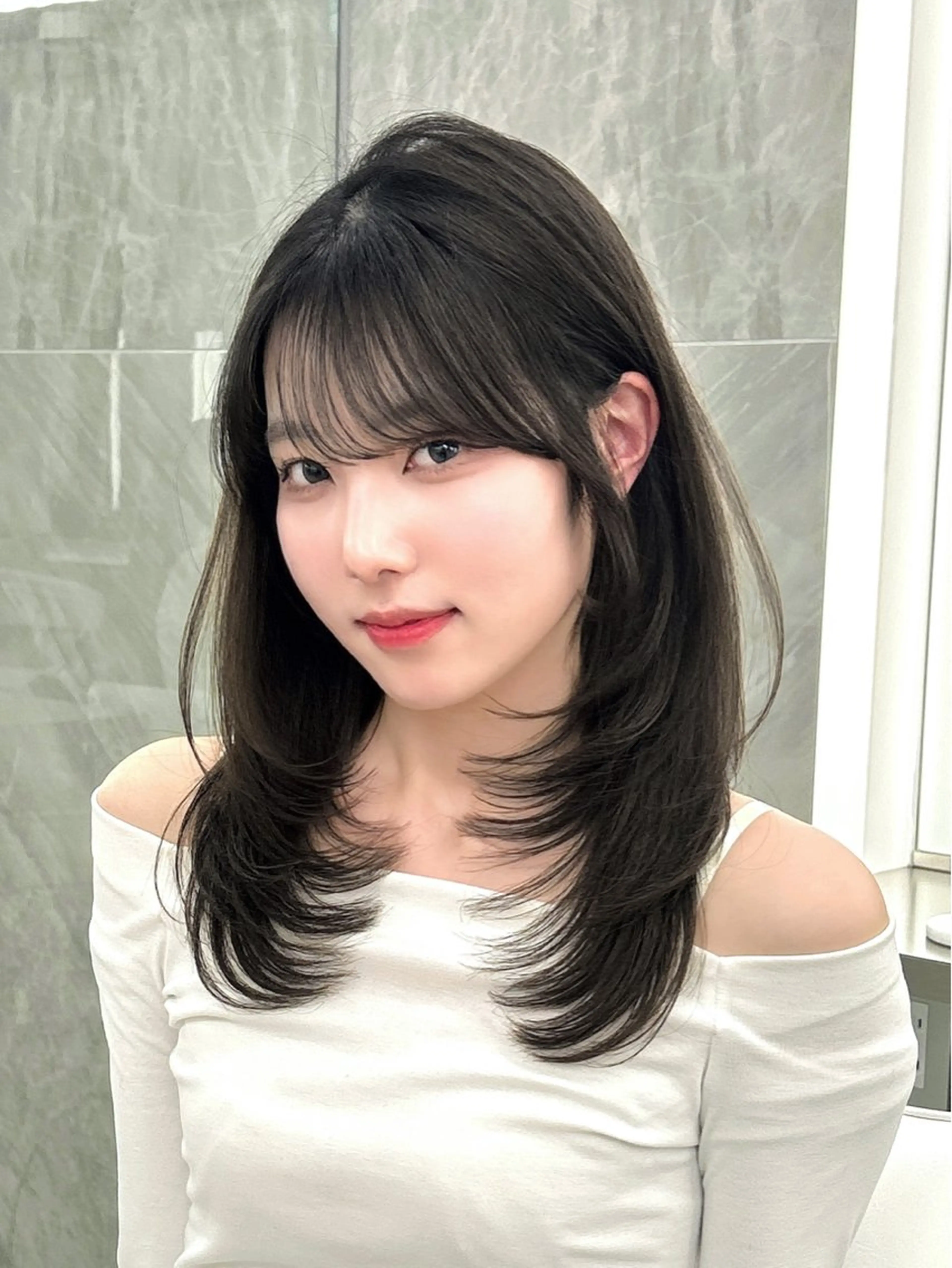 セミロング レイヤーカット レイヤー/韓国風ヘア /倉又大知のヘアスタイル