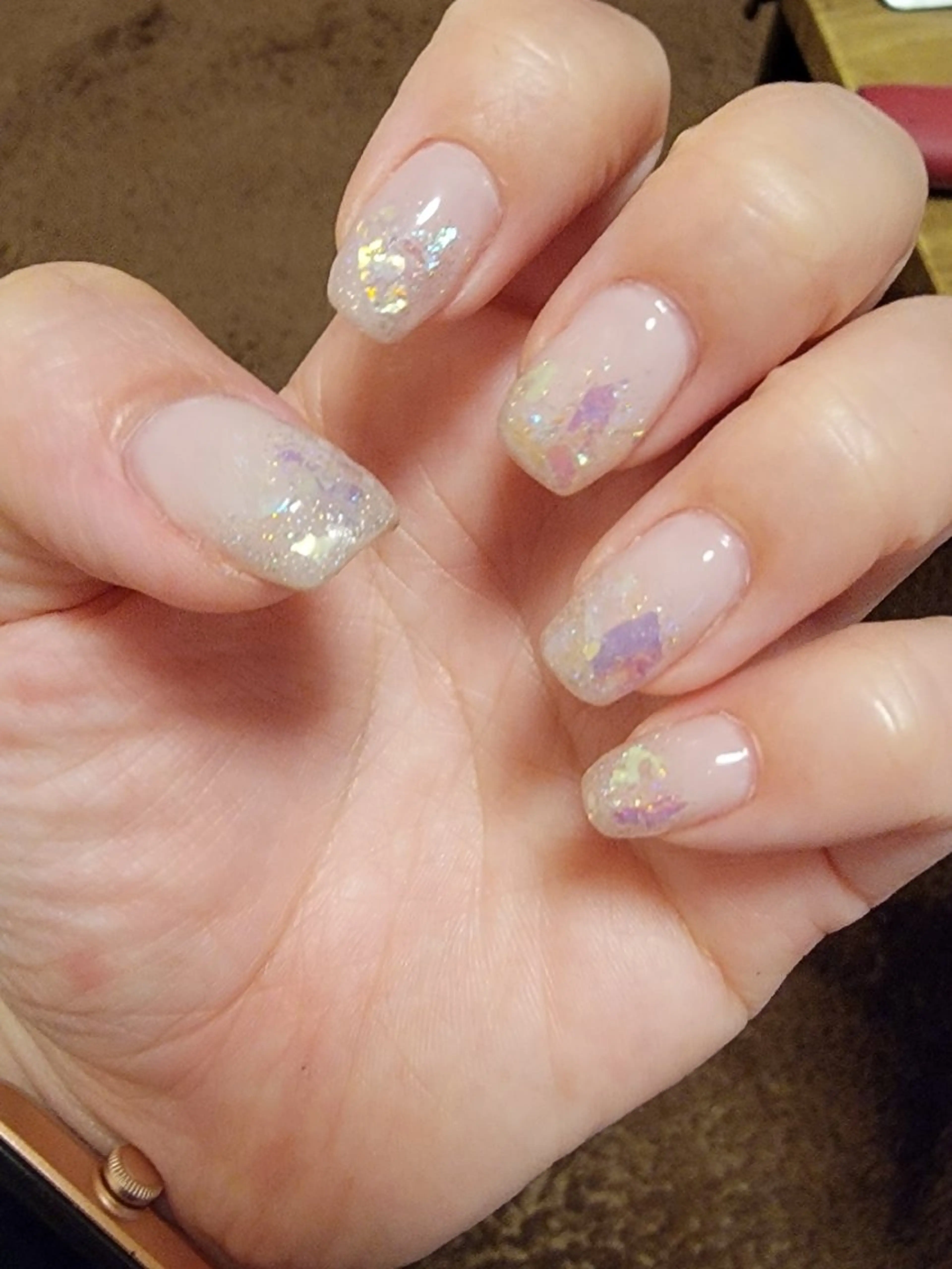 ネイル オーロラネイル キラキラネイル SanaNailsalon所属・Sana Nailsalonのネイルデザイン