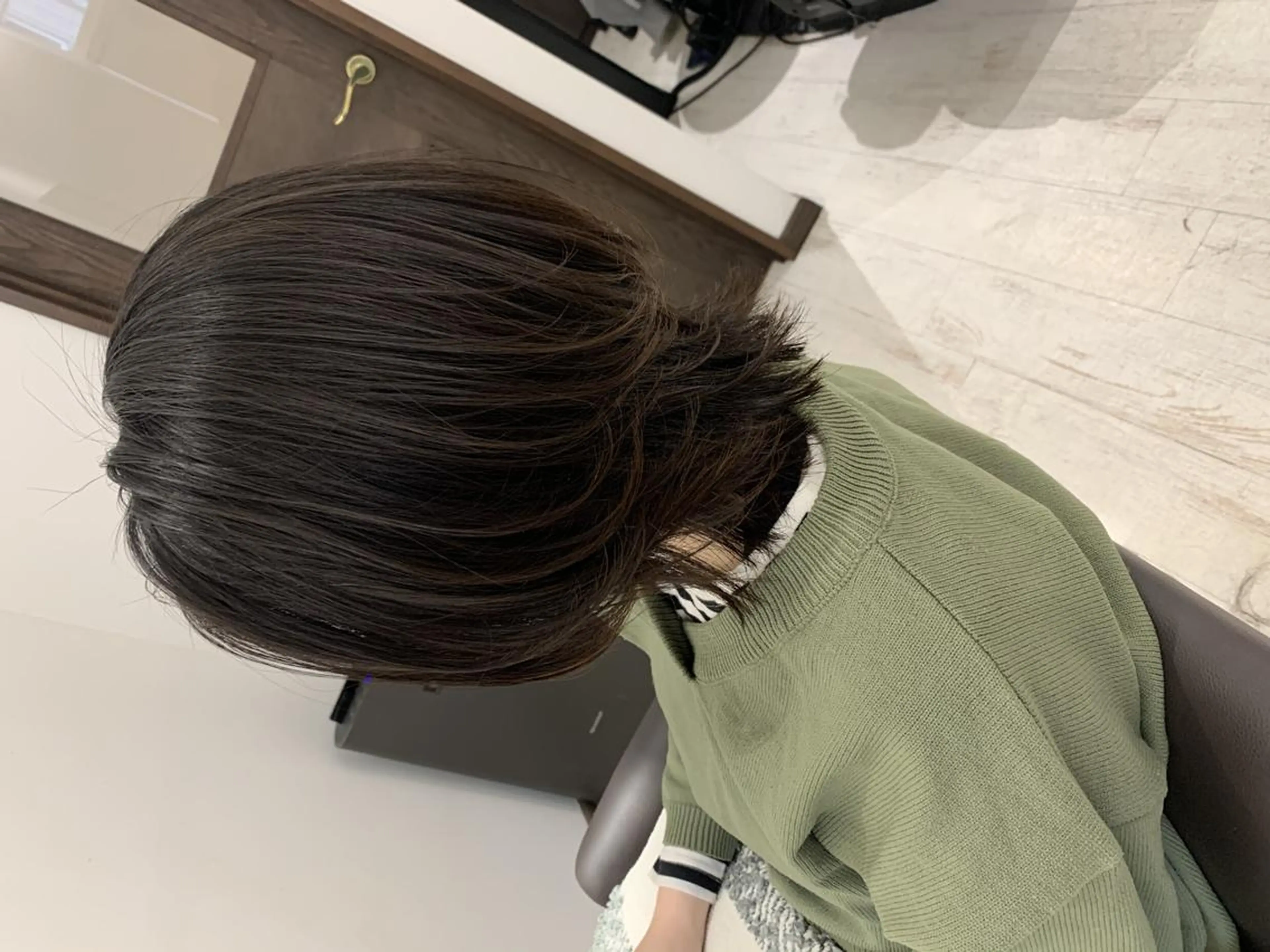 ミディアム 瀬尾 由希菜のヘアスタイル