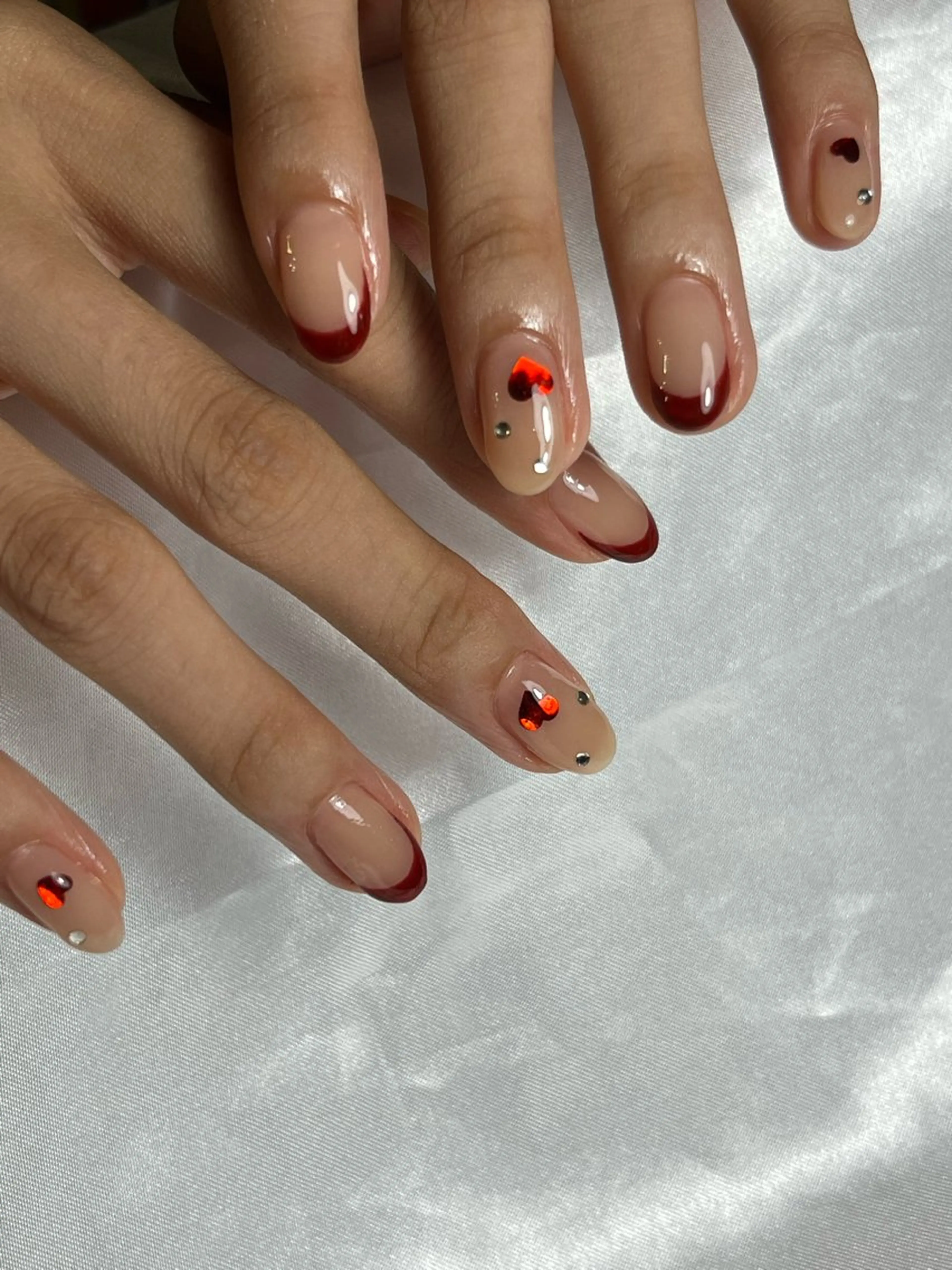 ネイル フレンチネイル ハート ワンカラーネイル 赤色 ハンドネイル sona nail所属・K Chieのネイルデザイン