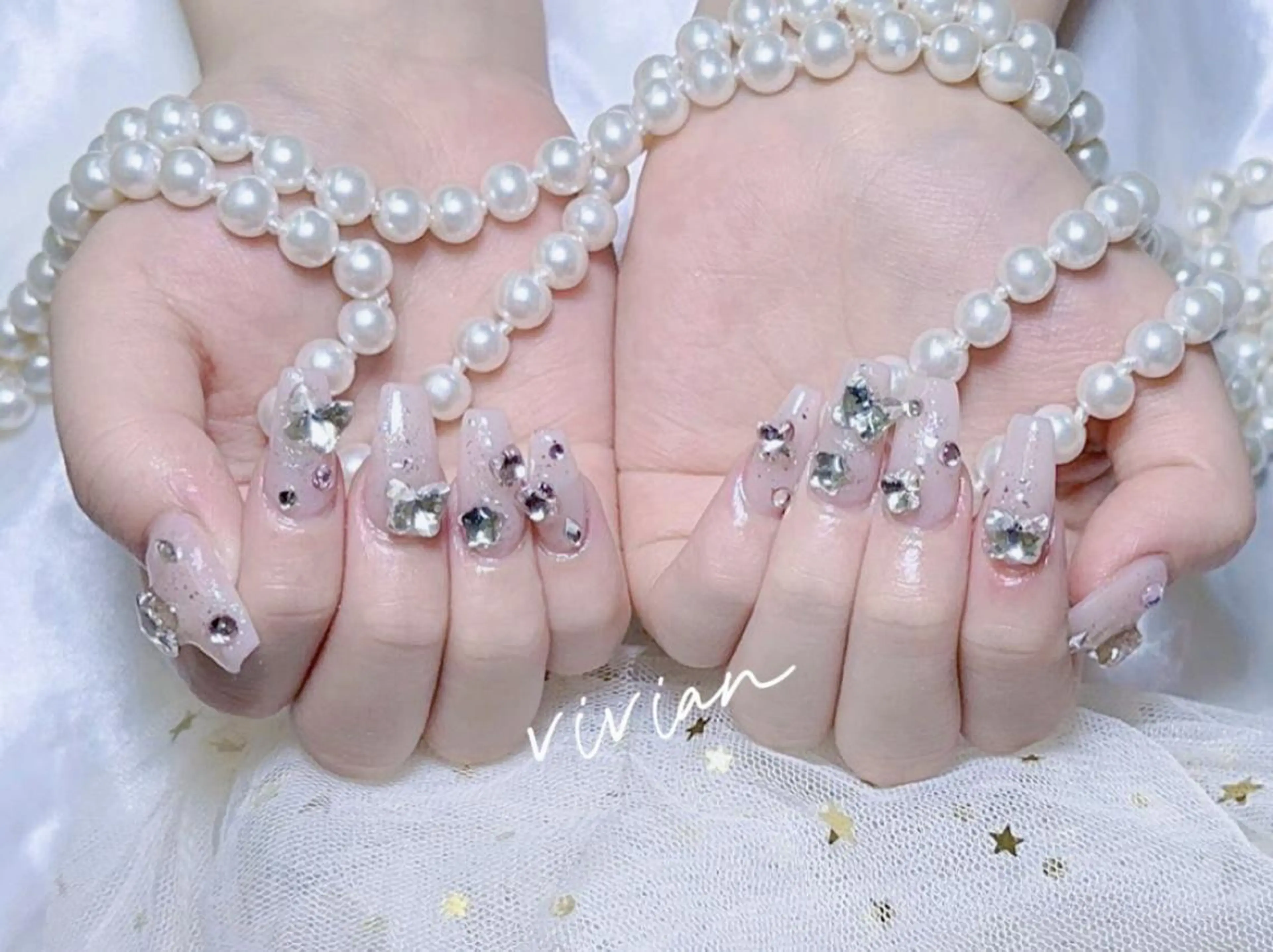 ネイル VIVIAN エイのネイルデザイン