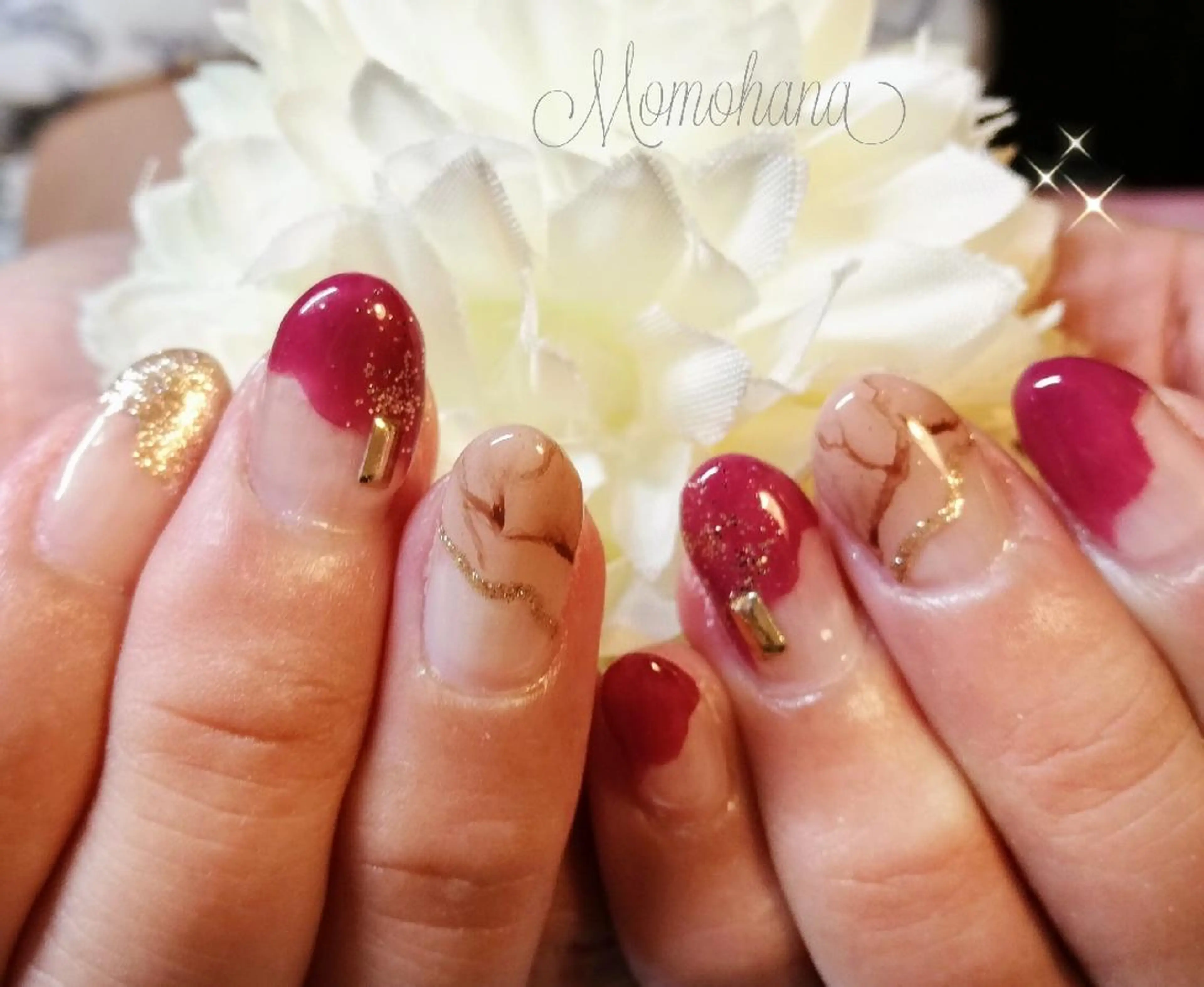 ミディアム ネイル momohana  のネイルデザイン