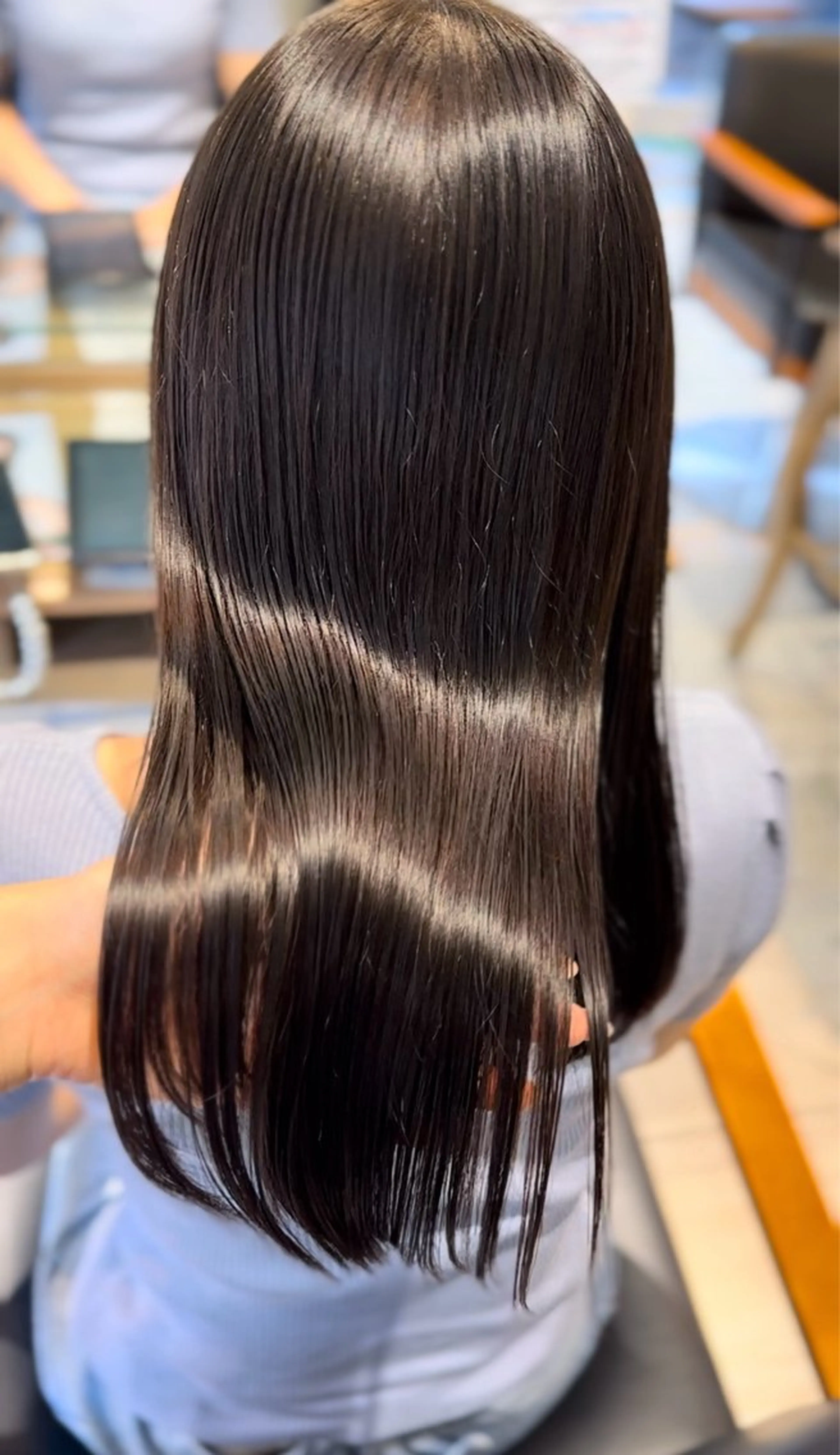 ロング カラー シールエクステ 透明感カラー エクステ 透けるbrown カラー🎗♡yukaのヘアスタイル