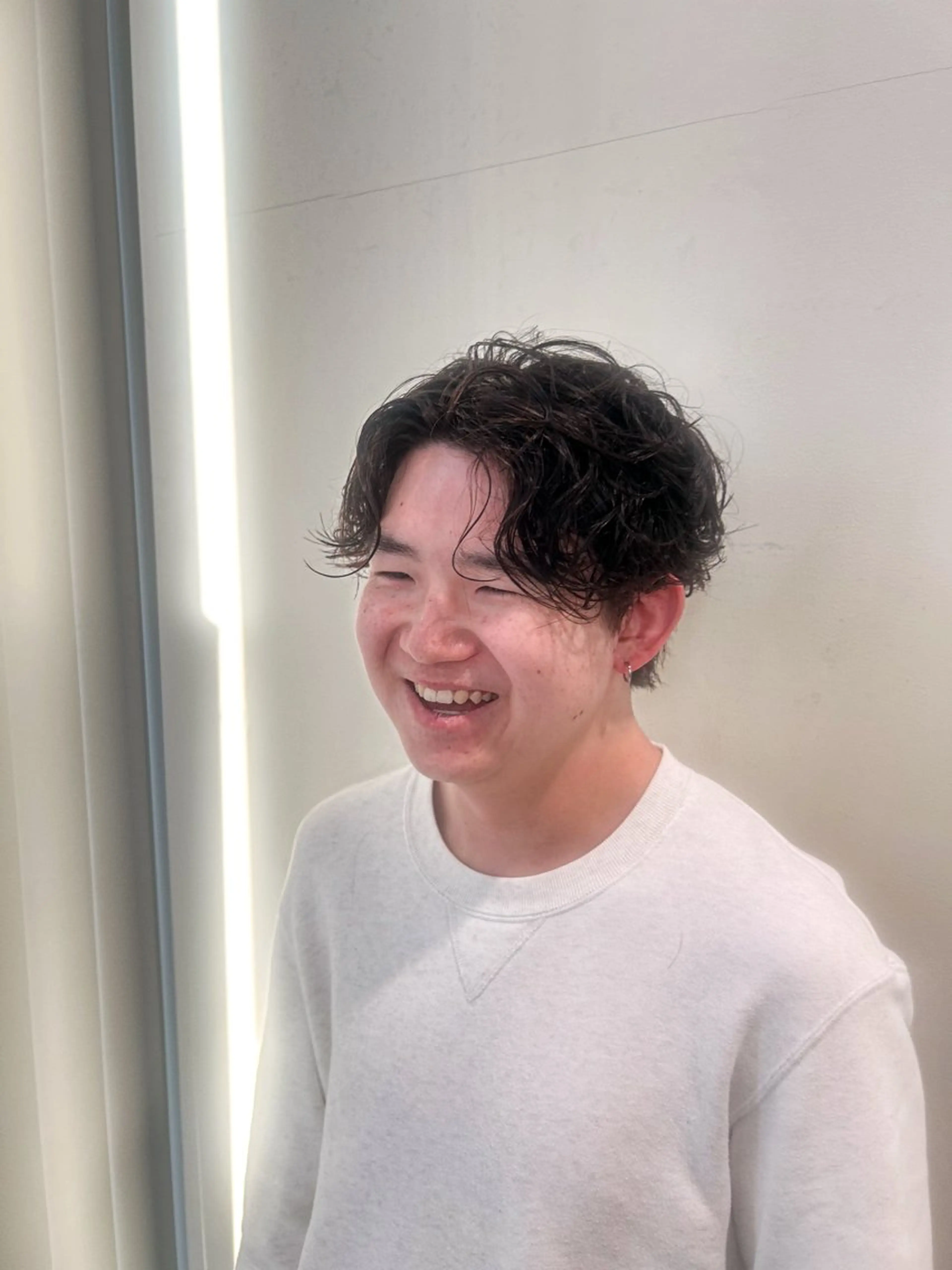 パーマ メンズ センターパート メンズパーマ 髪質改善/ストレート パーマ長久手/ひかるのヘアスタイル