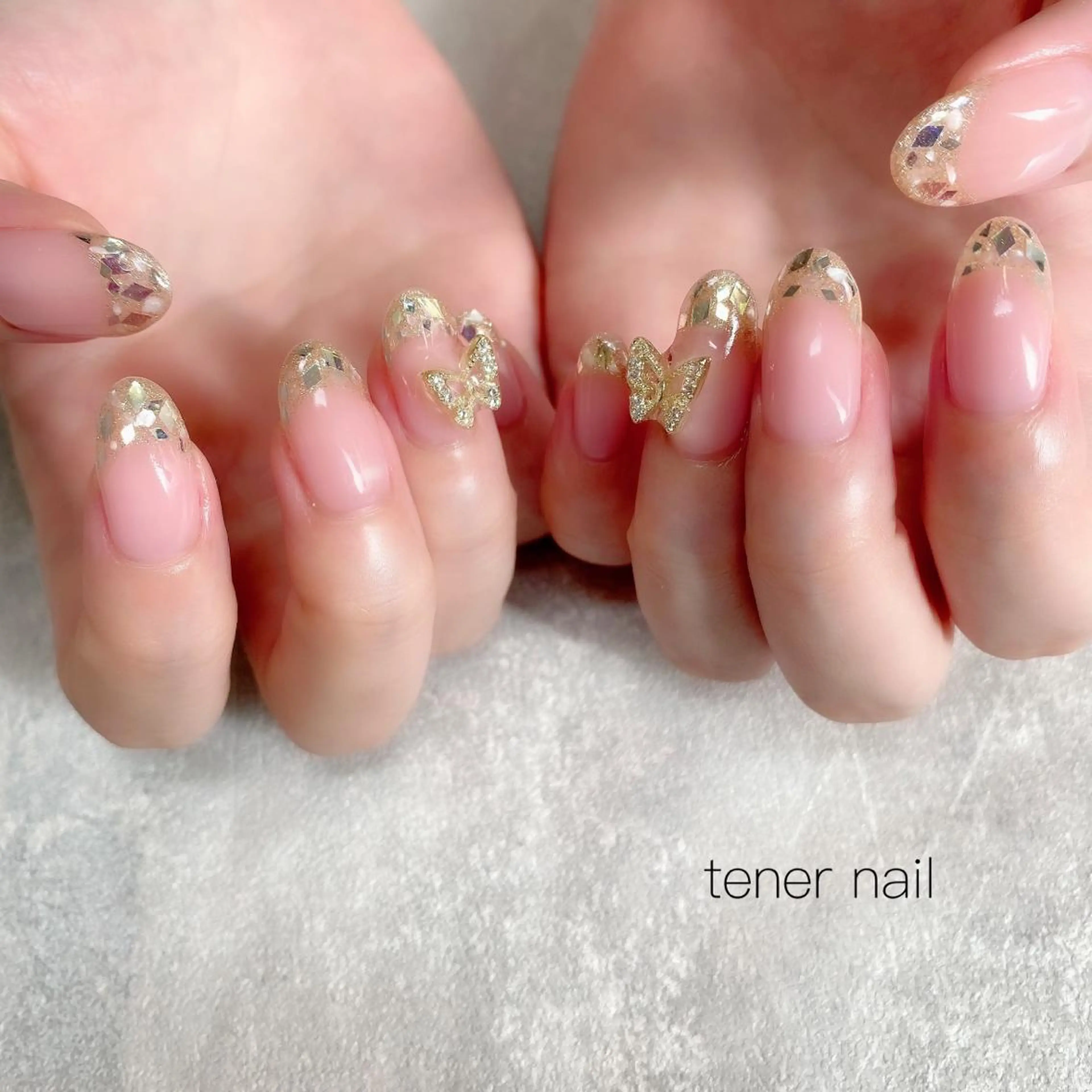 ネイル フレンチネイル ガラスフレンチ tener  nail  テネルネイル所属・テネルネイル tener nailのネイルデザイン