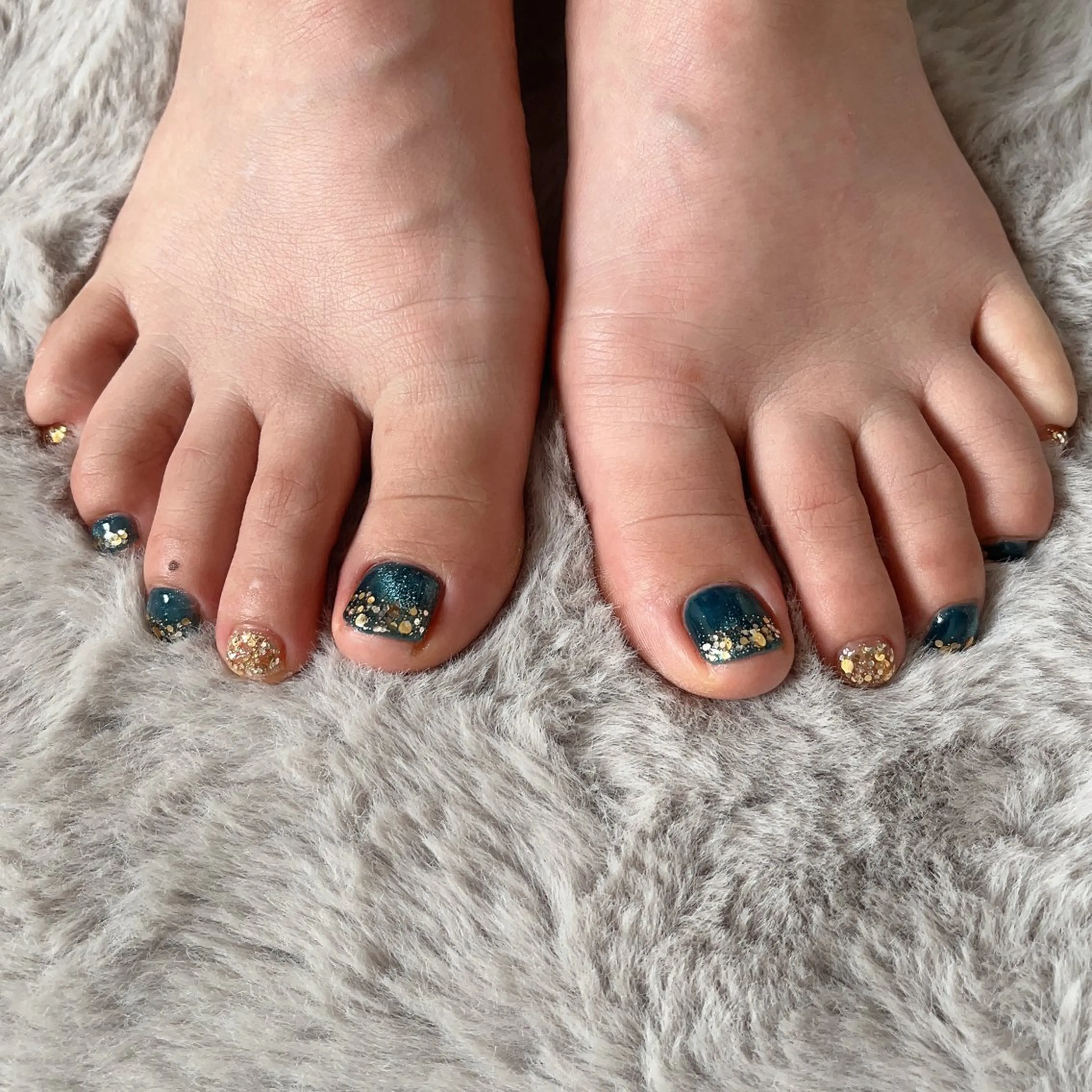 ネイル 児玉 茉緒のネイルデザイン