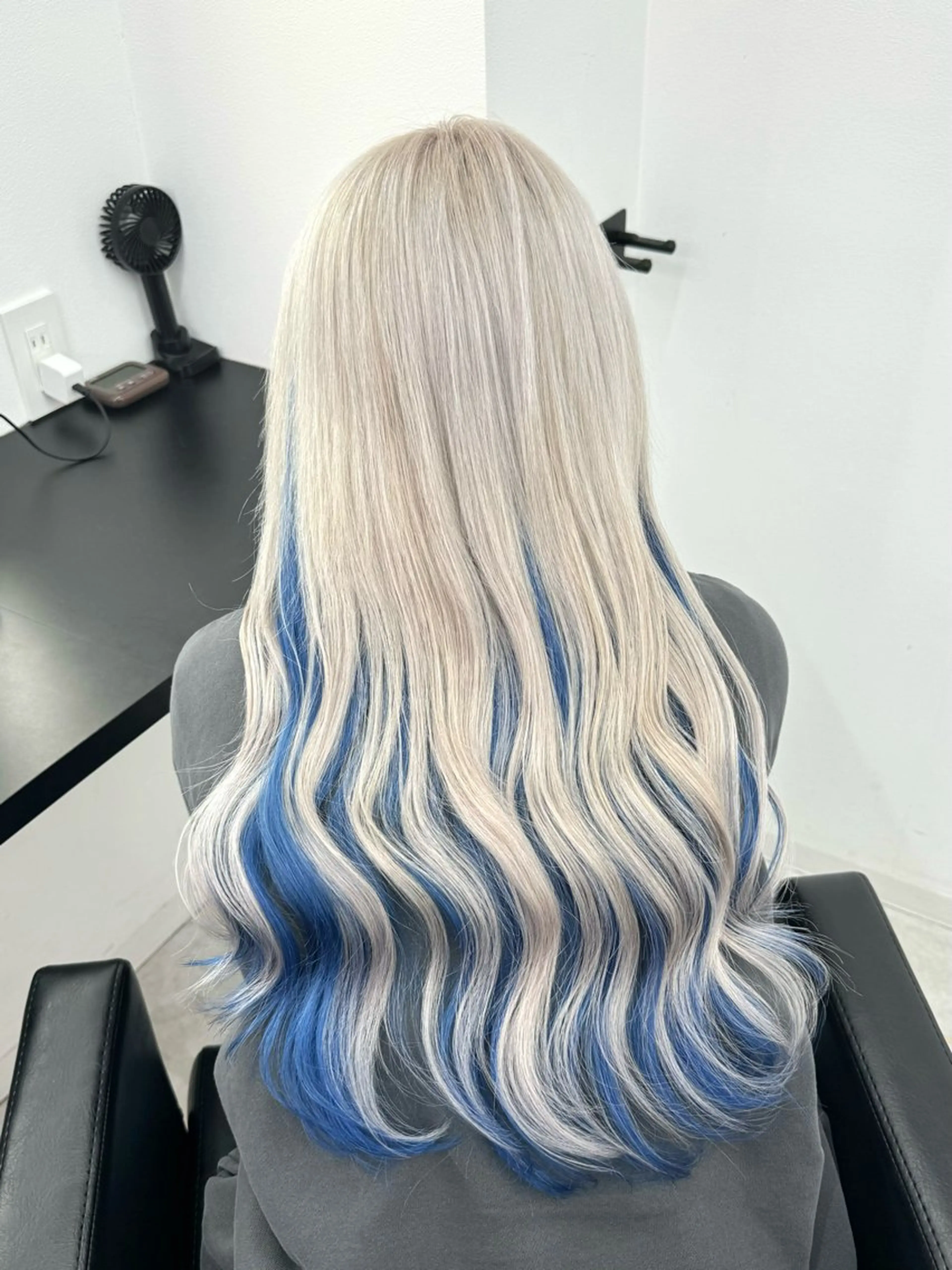 ロング カラー ブリーチ ダブルカラー ロング トリートメント EGO池袋所属・池袋/カラー/ shuのヘアスタイル