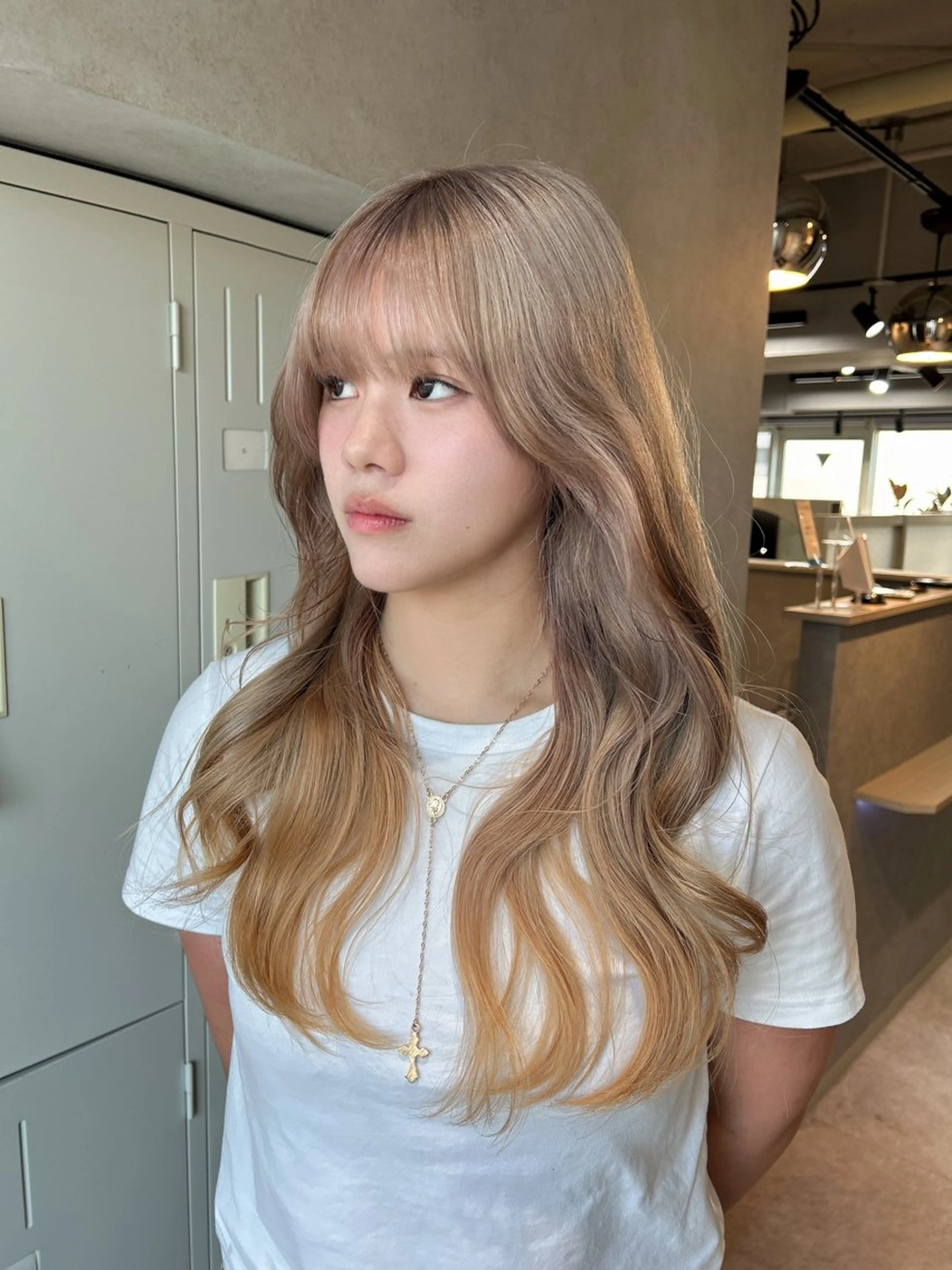 セミロング ヘアカラー トリートメント 心斎橋ヘアカラー ブリーチmarinaのヘアスタイル