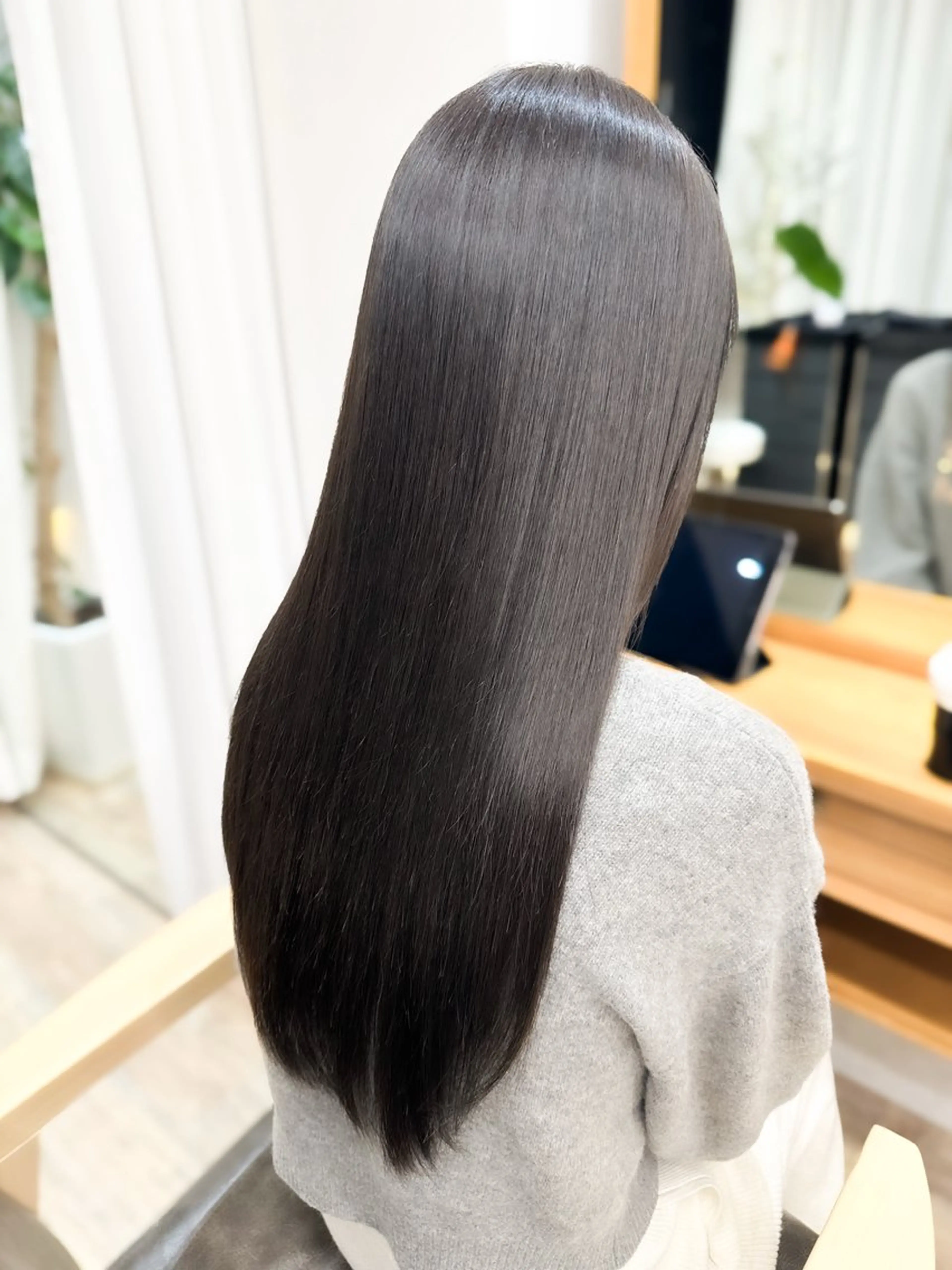 ロング パーマ 髪質改善 ストレートパーマ カット 縮毛矯正 トリートメント say.所属・ブリーチカラー🔥 パーマ【佐々木凌平】のヘアスタイル