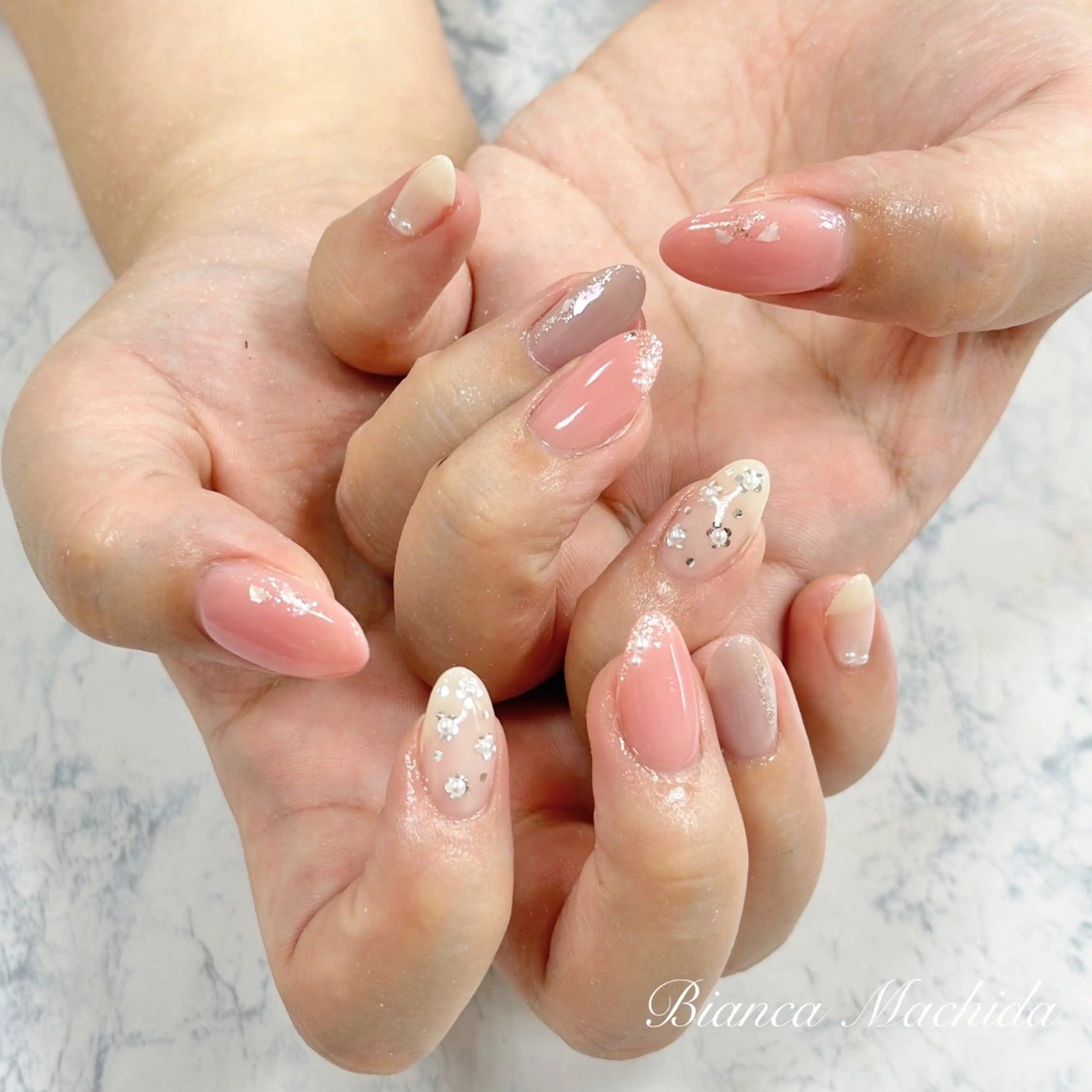 ネイル ハンドネイル Bianca👼🏻 OIKAWAのネイルデザイン