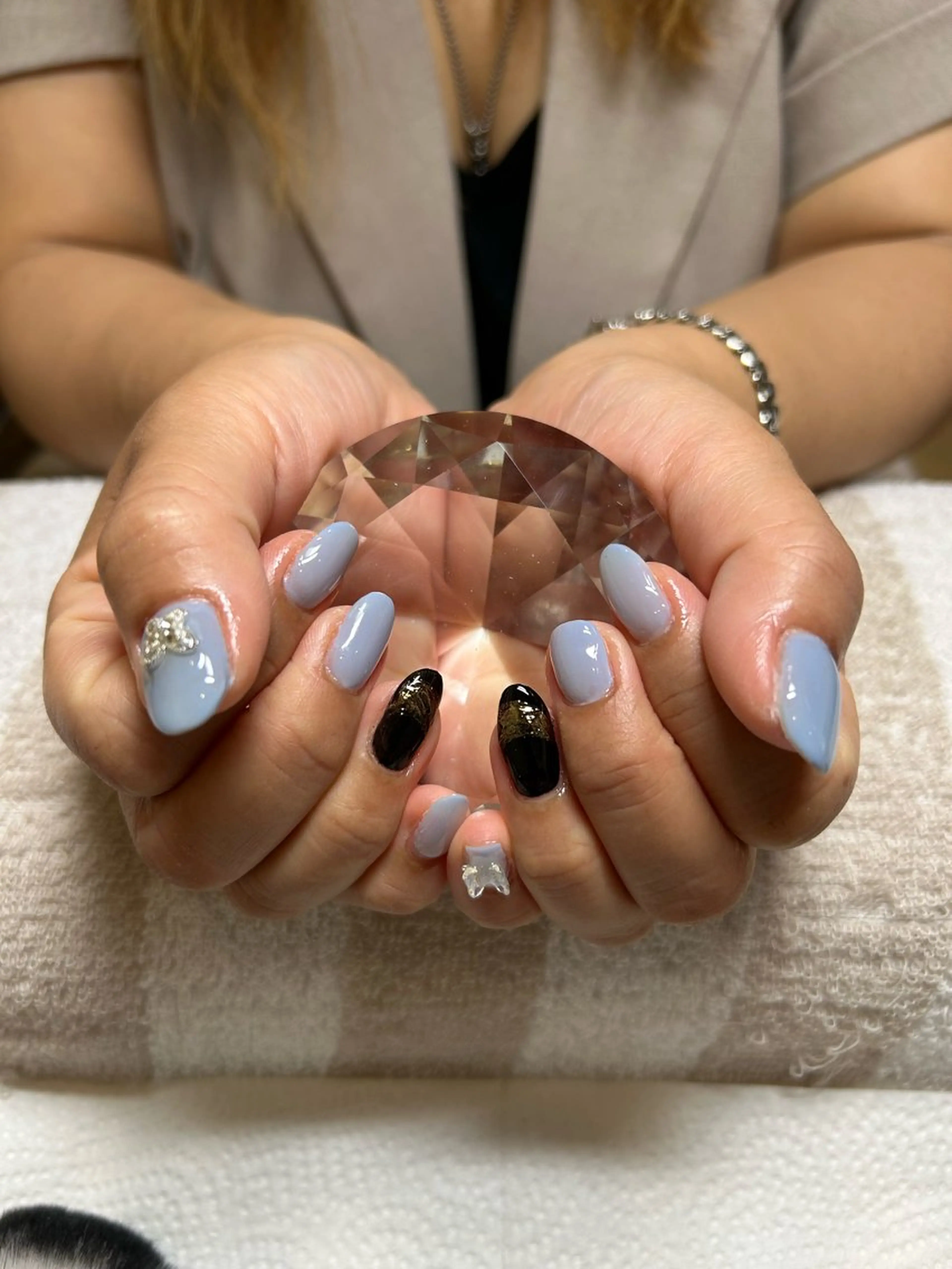 ネイル プライベートサロン ヴェール所属・上田 ゆいのネイルデザイン