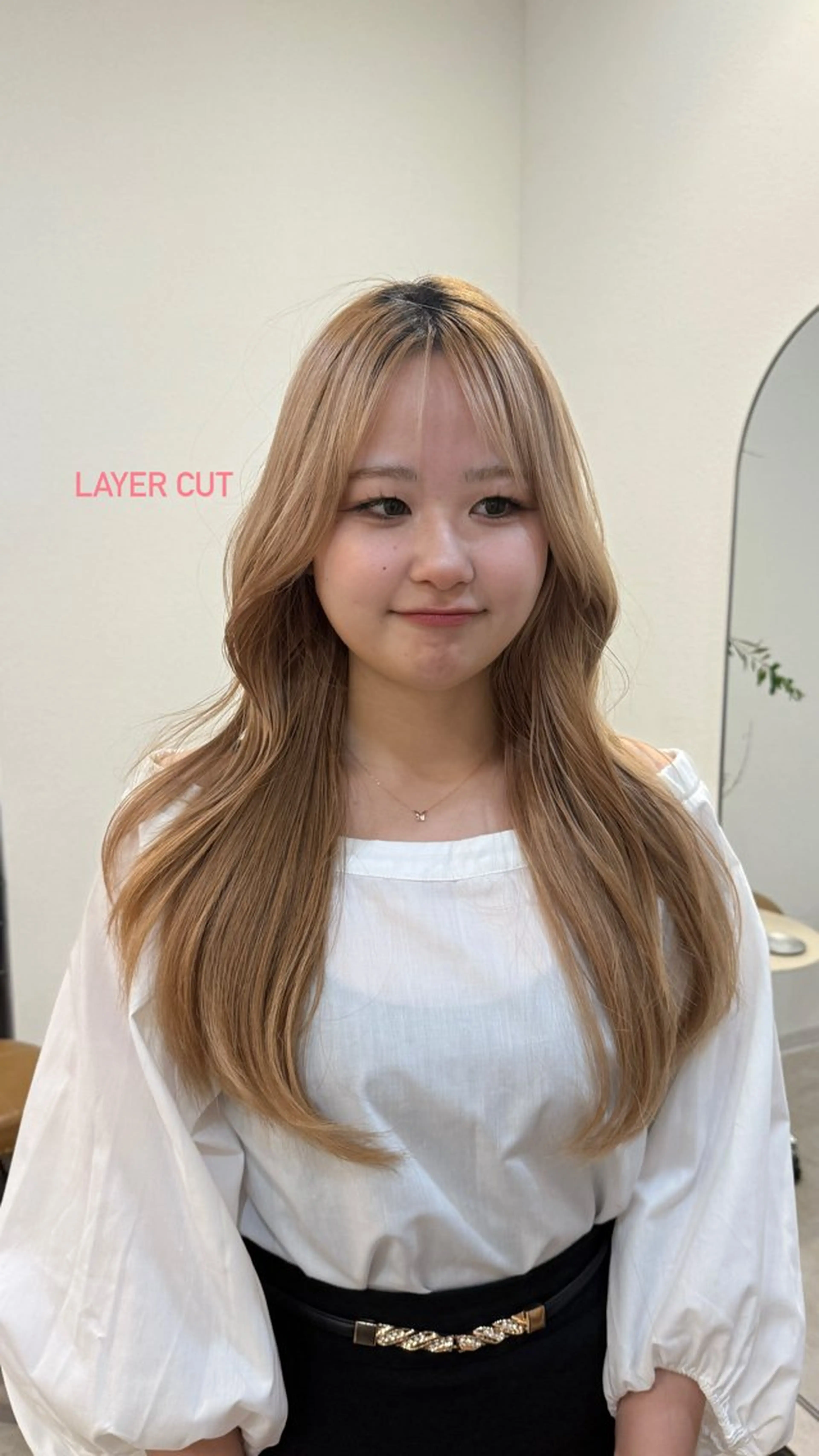 ロング カット Ｆ.まひろ🎀 暖色カラー／ベージュのヘアスタイル