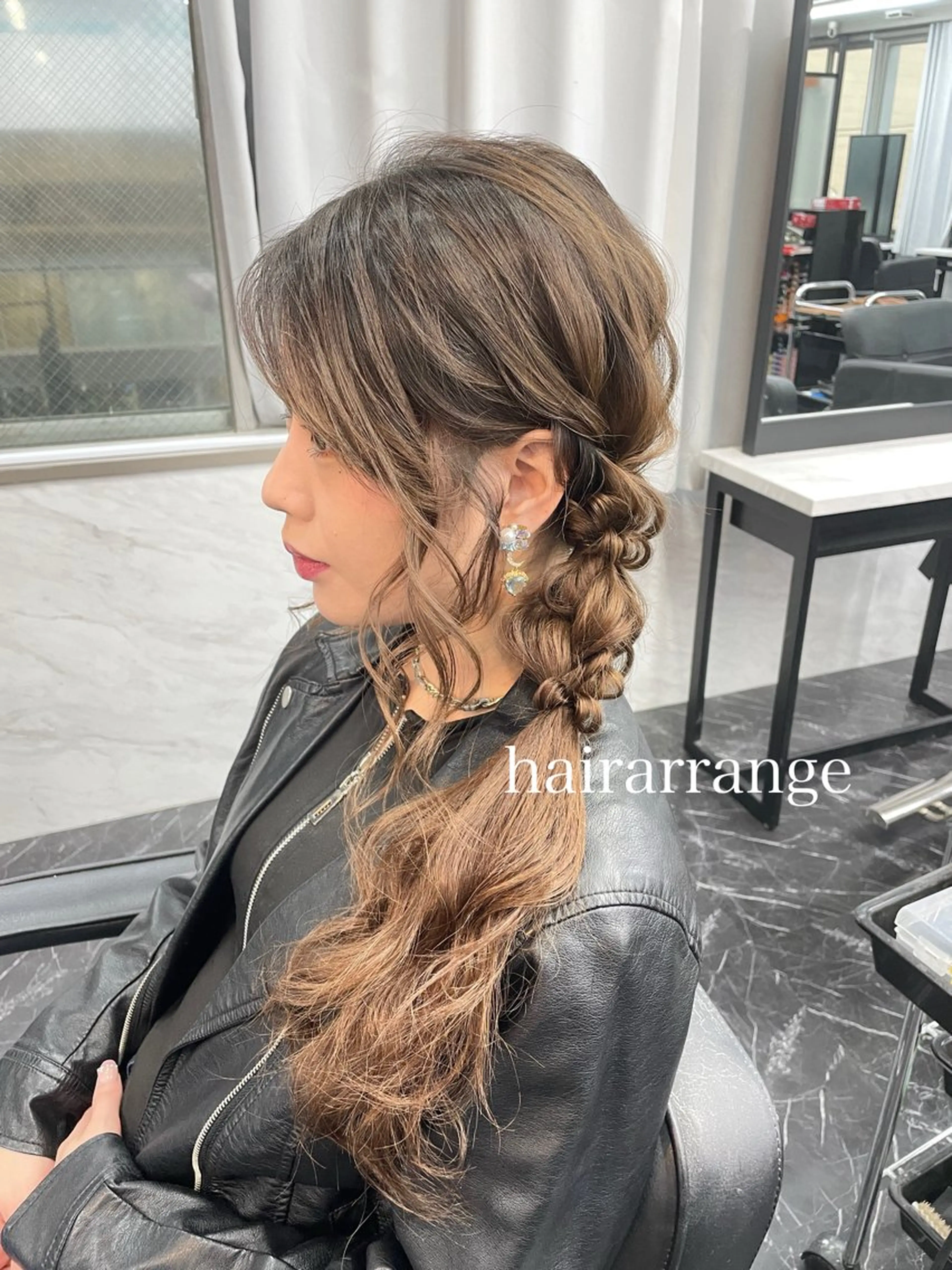 ロング ヘアアレンジ ヘアセット エクステ🩵ブリーチ 韓国ヘア🩵KAEのヘアスタイル