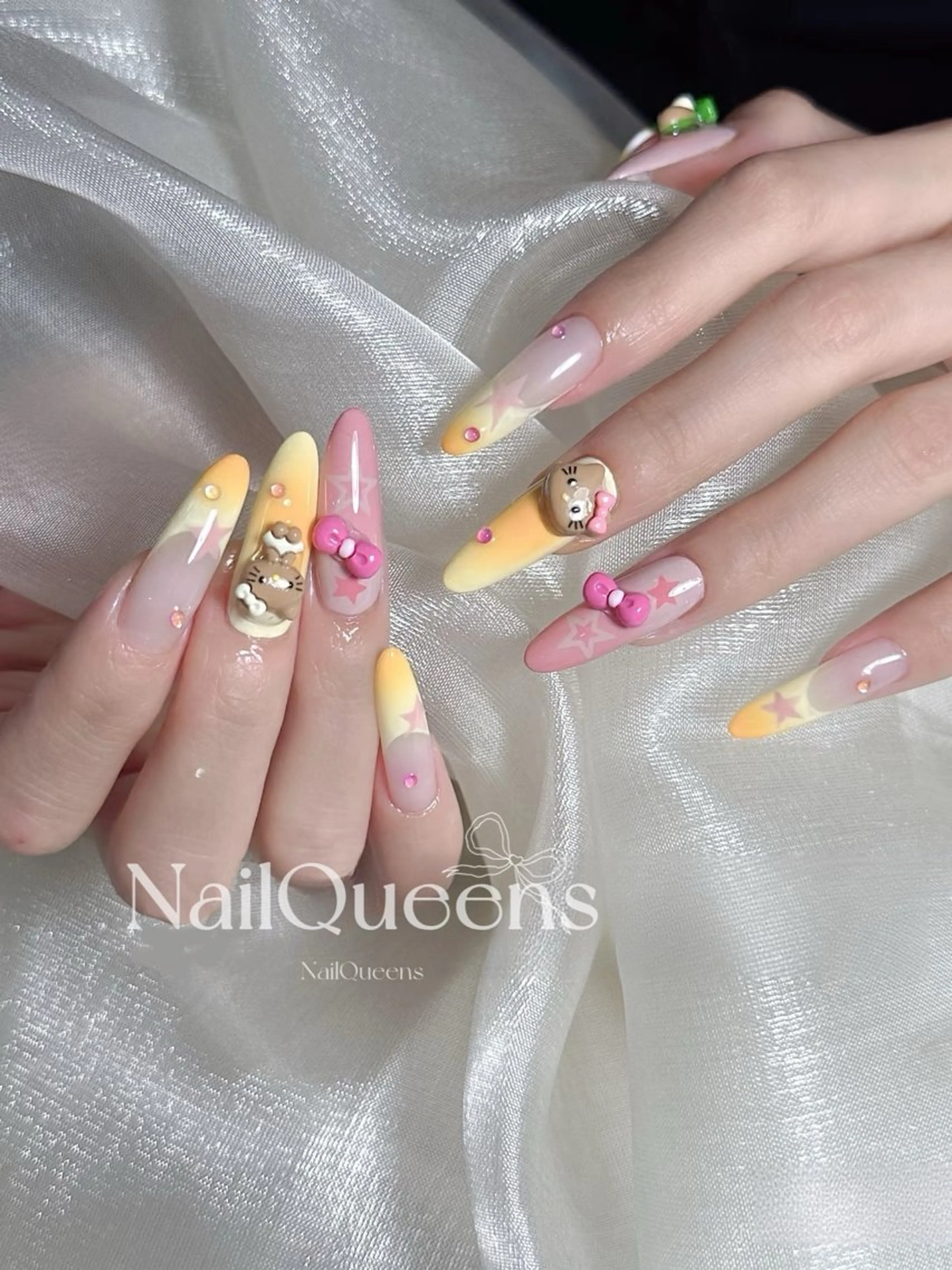 ネイル ネイル👑クイーンズ NailQueensのネイルデザイン