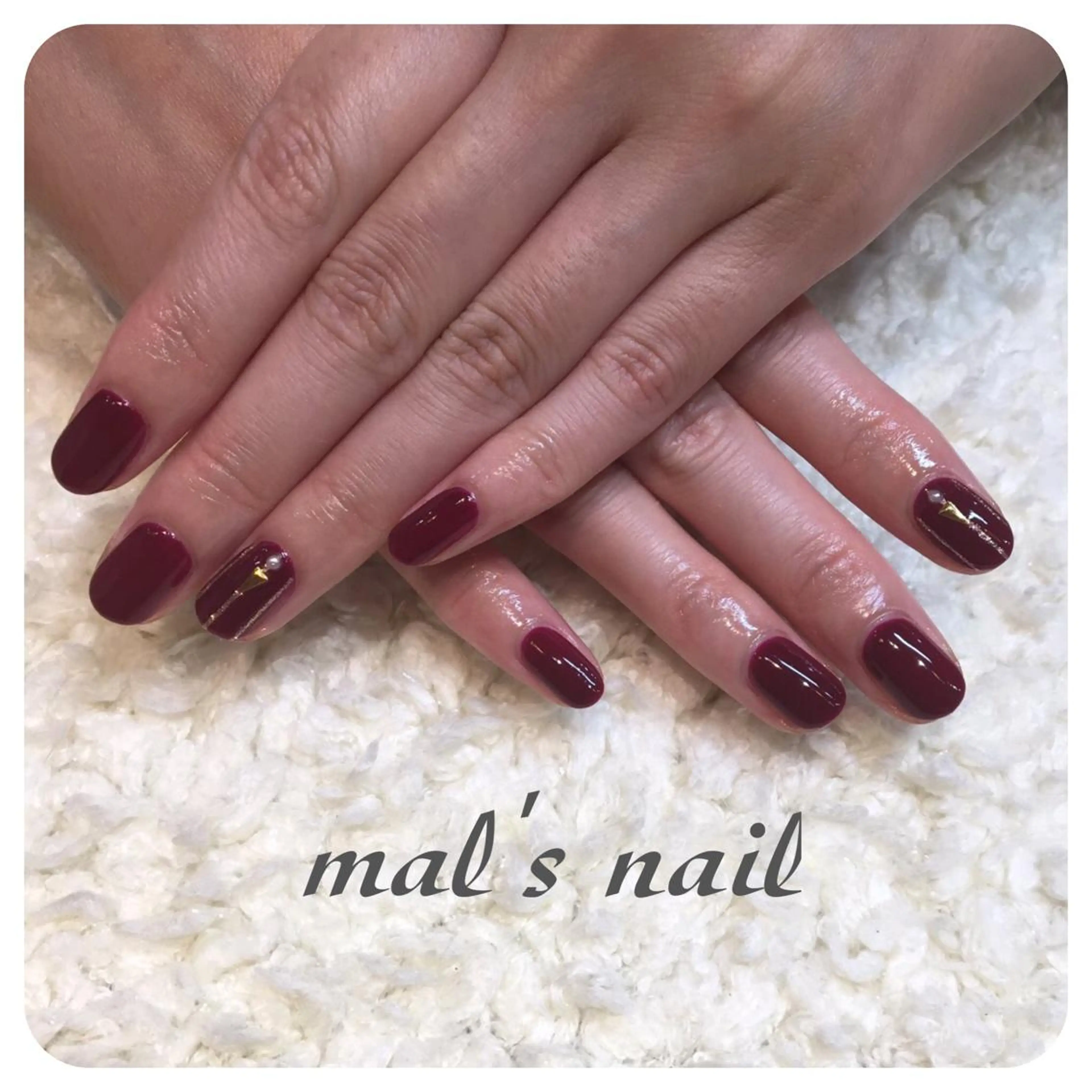 ネイル ボルドー ラメ(グリッター) シンプルネイル recette-ルセット-(美容室H.A.Co内)所属・OISHI .Aのネイルデザイン