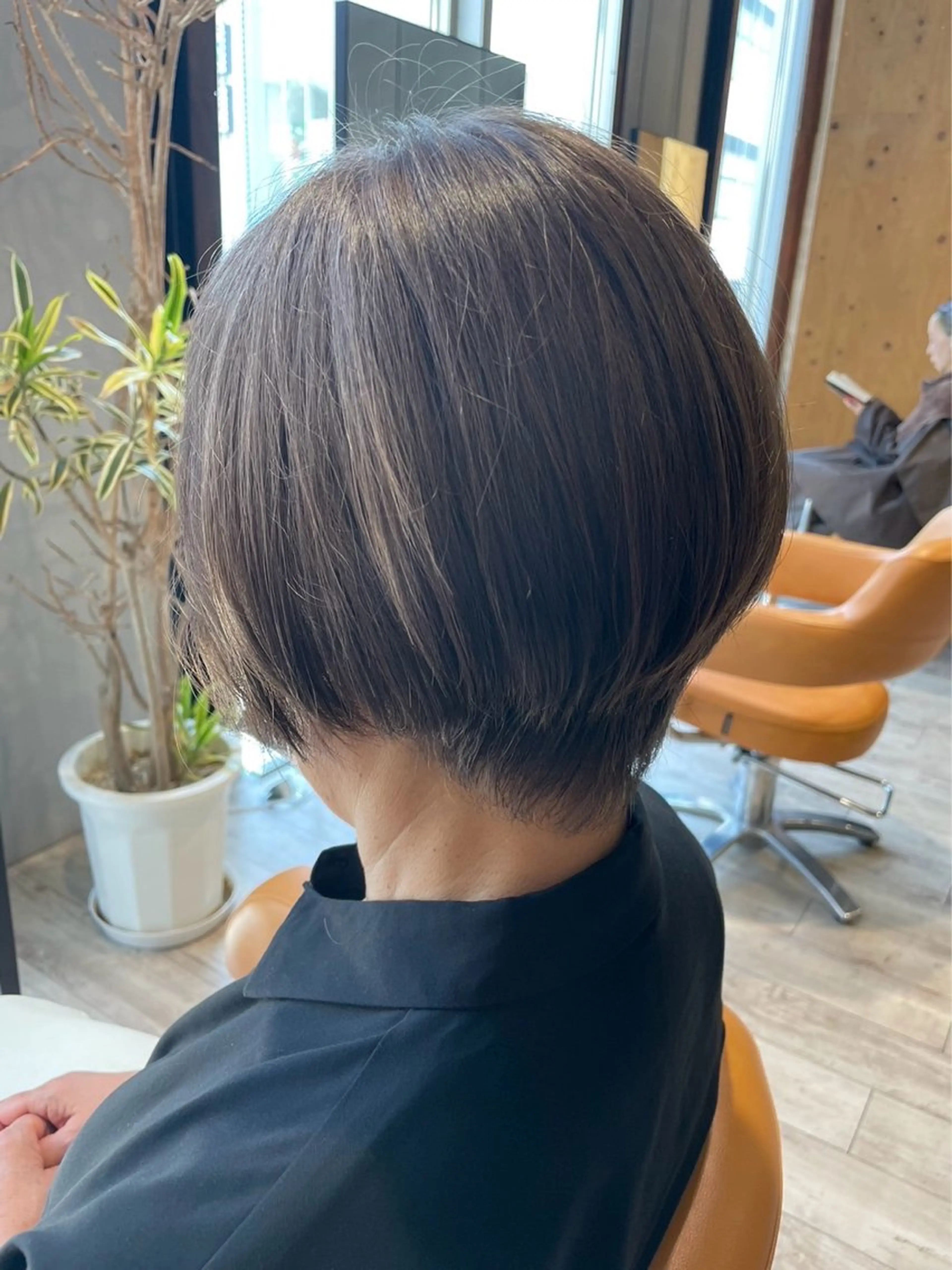 【白髪ぼかしで明るい髪へ✨】カット+ブライトニングカラーの写真