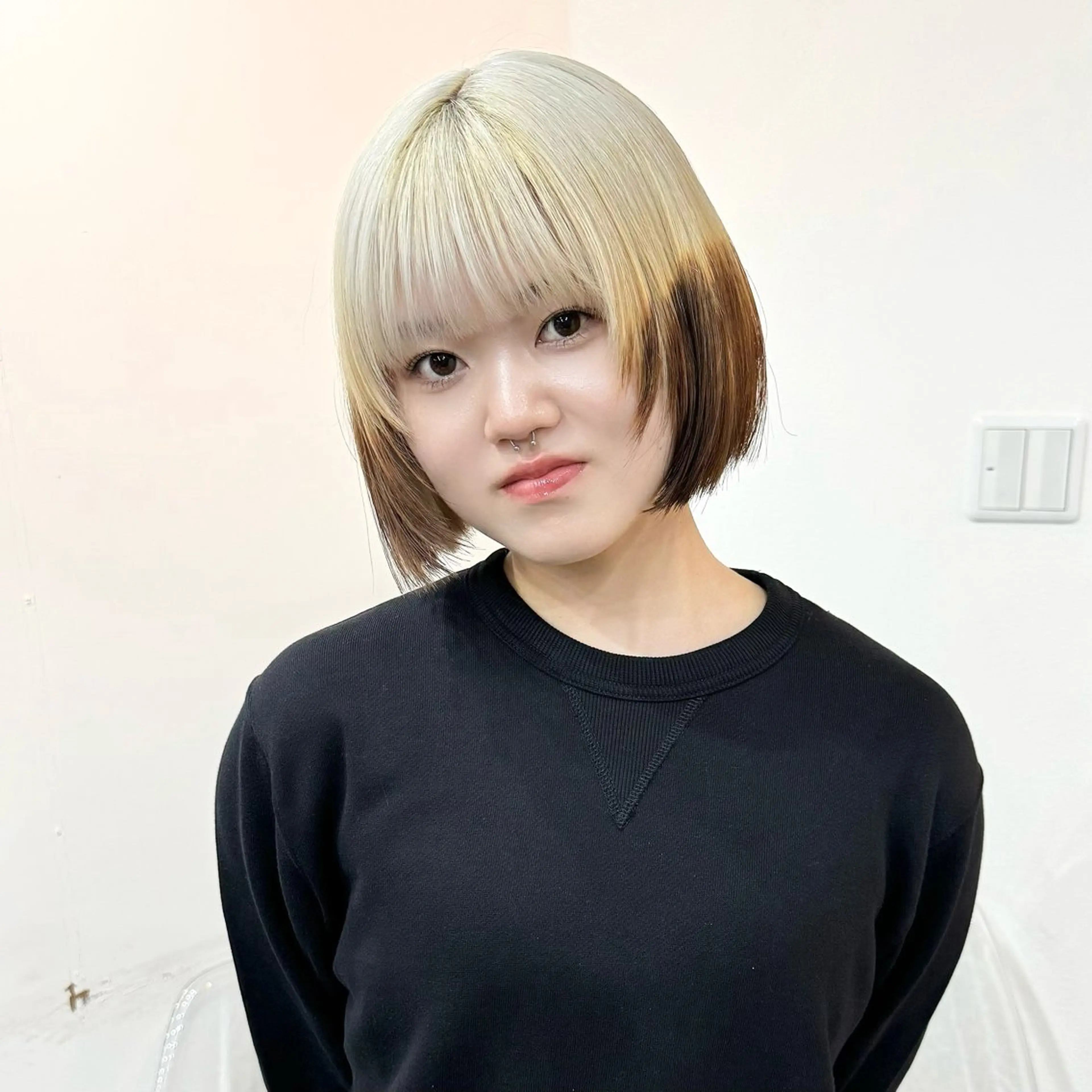 ショート カラー 透明感ワンカラー梅田 ダブルカラー/川上のヘアスタイル