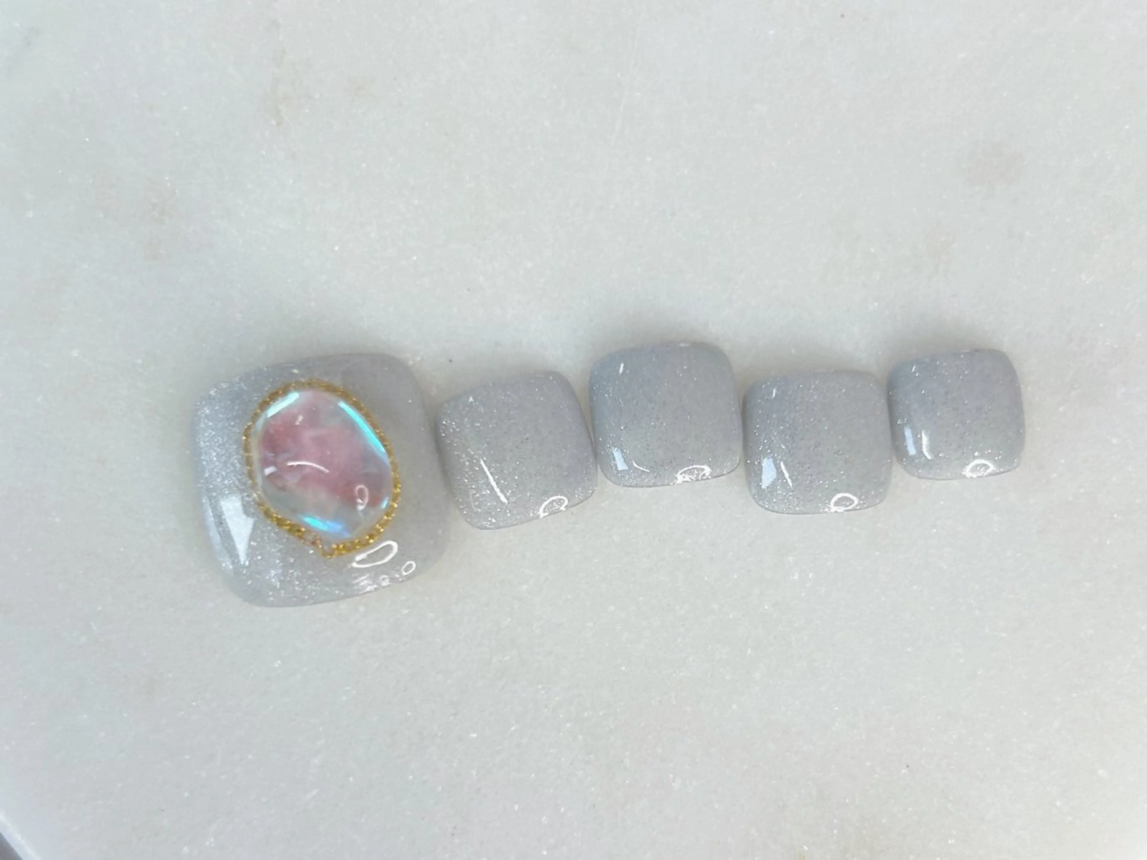 ネイル ブルー 桜ネイル フットネイル キラキラネイル マグネットネイル フットネイル Forca total studio所属・Forca Airaのネイルデザイン