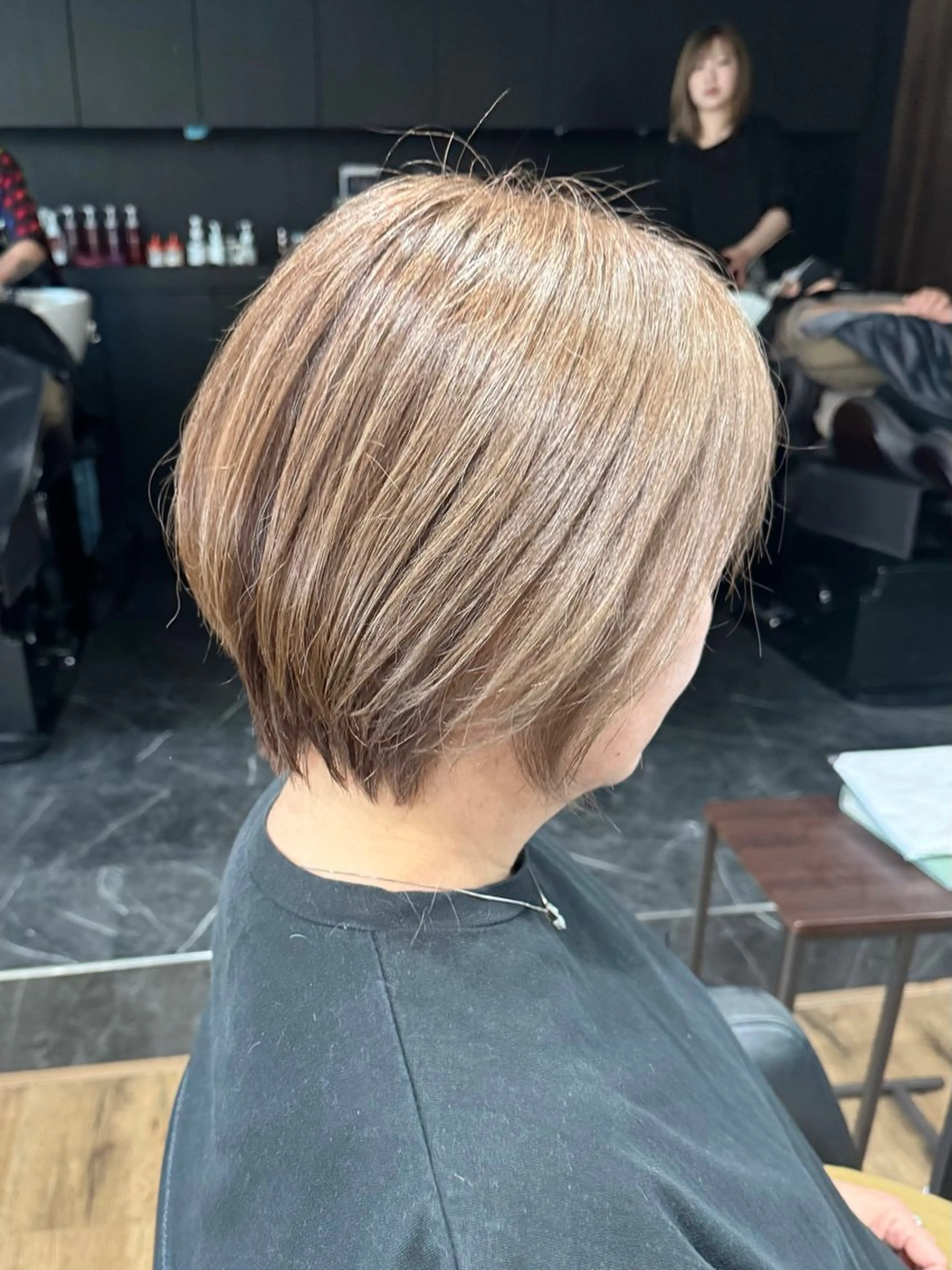 ショート カラー ショートヘア 小顔カット クローバー八木店所属・白髪ぼかし/ショート 福原ないとのヘアスタイル