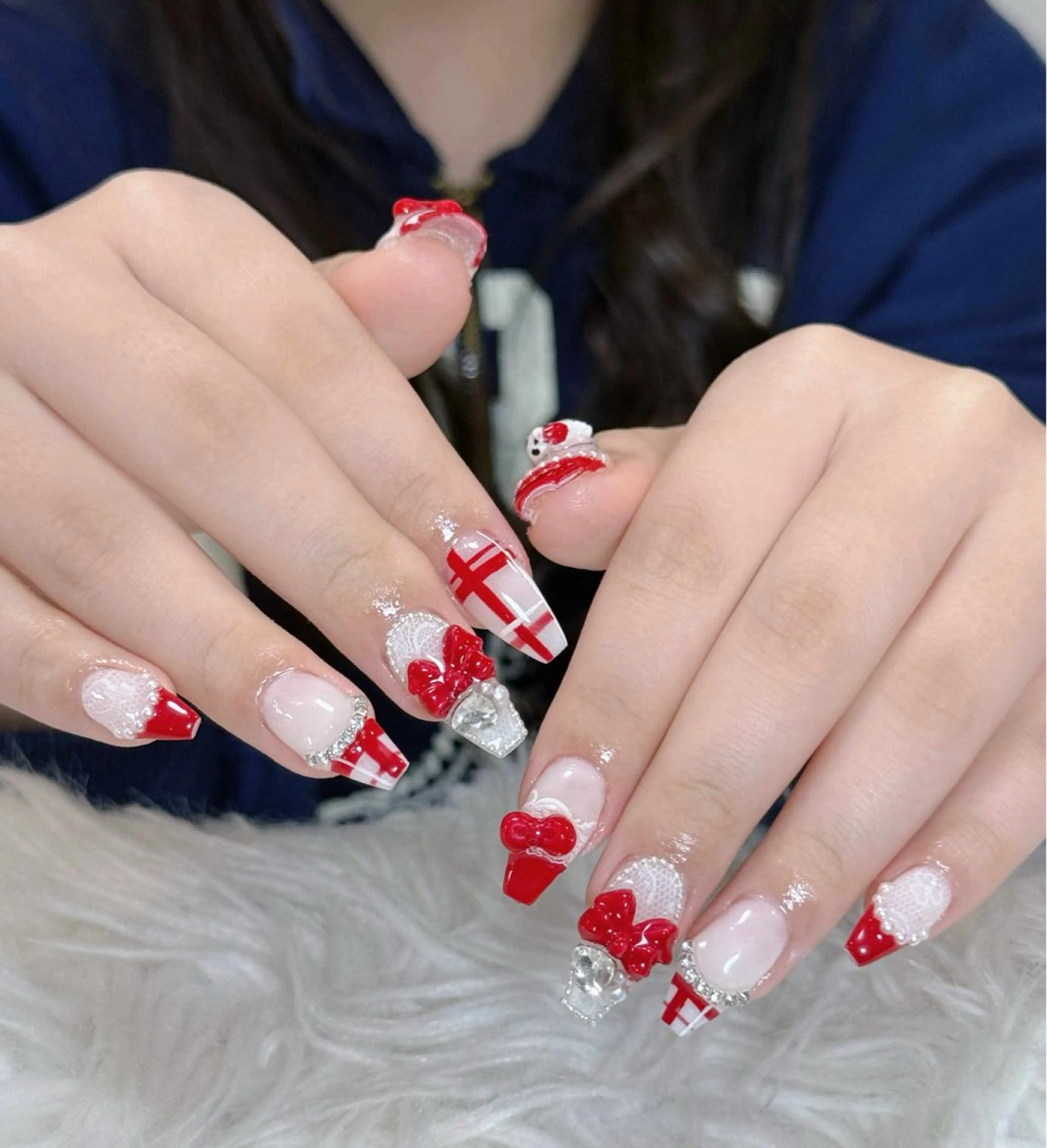 ネイル オーロラネイル ボルドー ブラウン 氷ネイル・うるうるネイル キラキラネイル ハンドネイル Julli ジュリのネイルデザイン