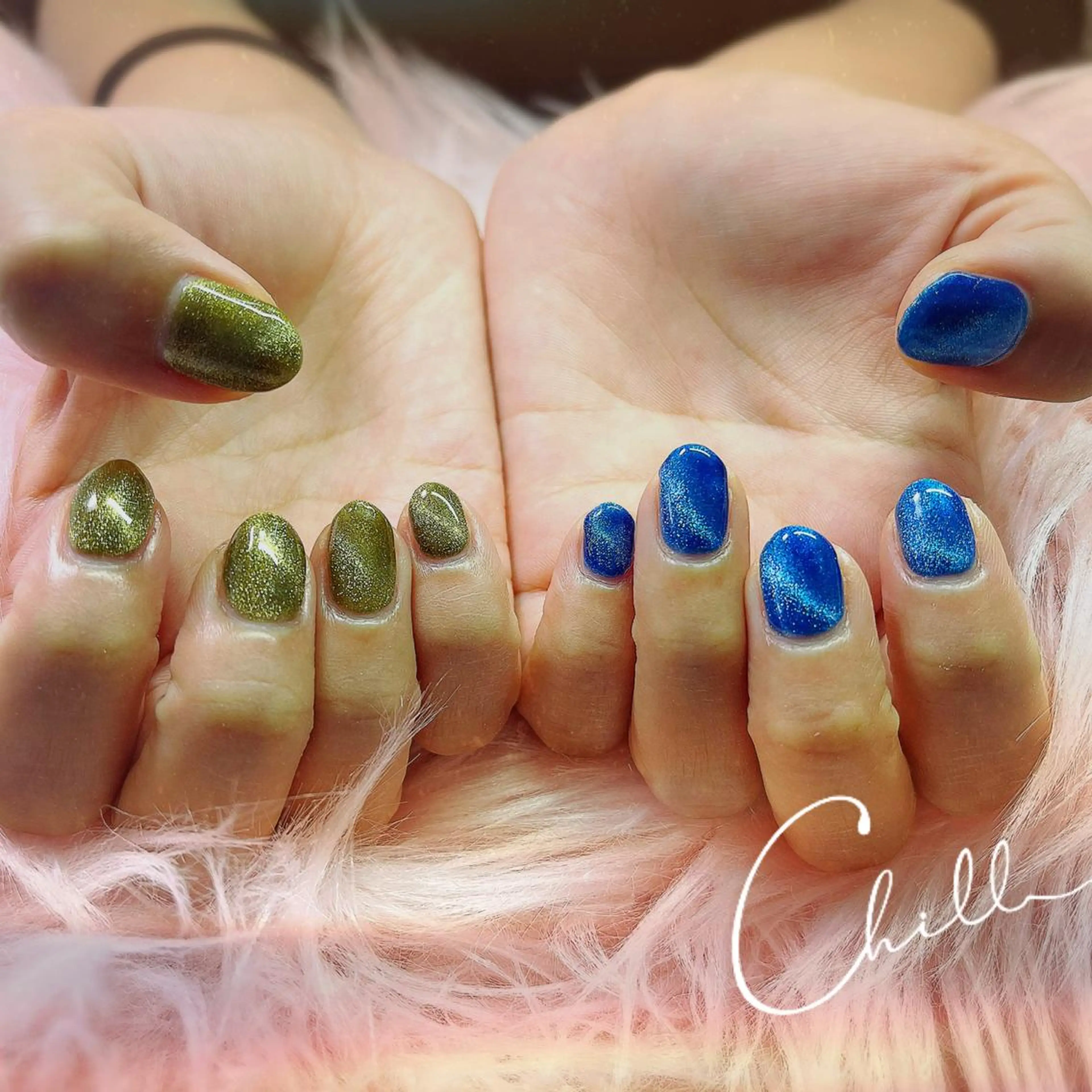 ネイル ブルー グリーン マグネットネイル ネイルサロンキュアイスト所属・キュアイスト アコパラジェル調布のネイルデザイン