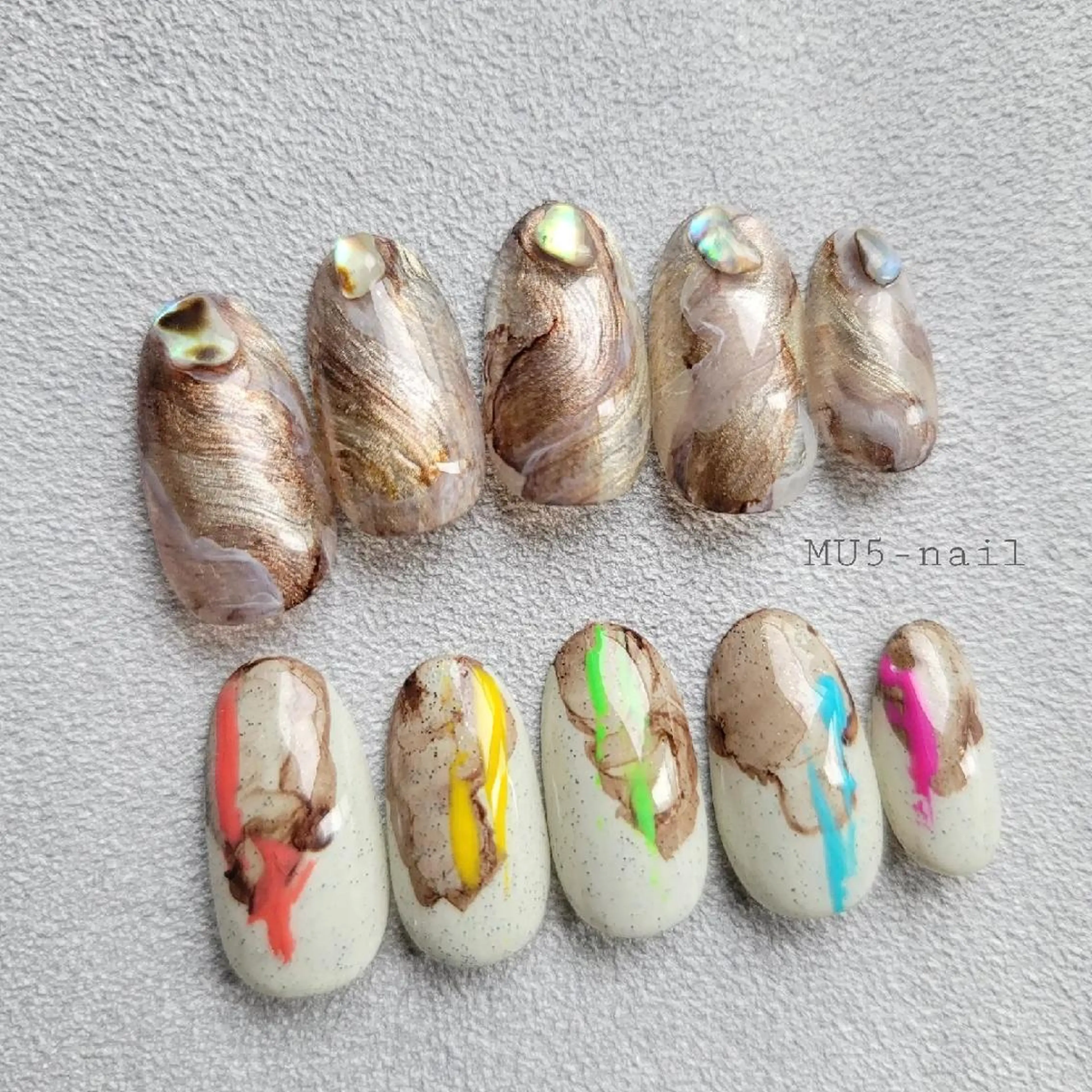 ネイル ニュアンスネイル MU5-nail 金山ネイルサロンのネイルデザイン