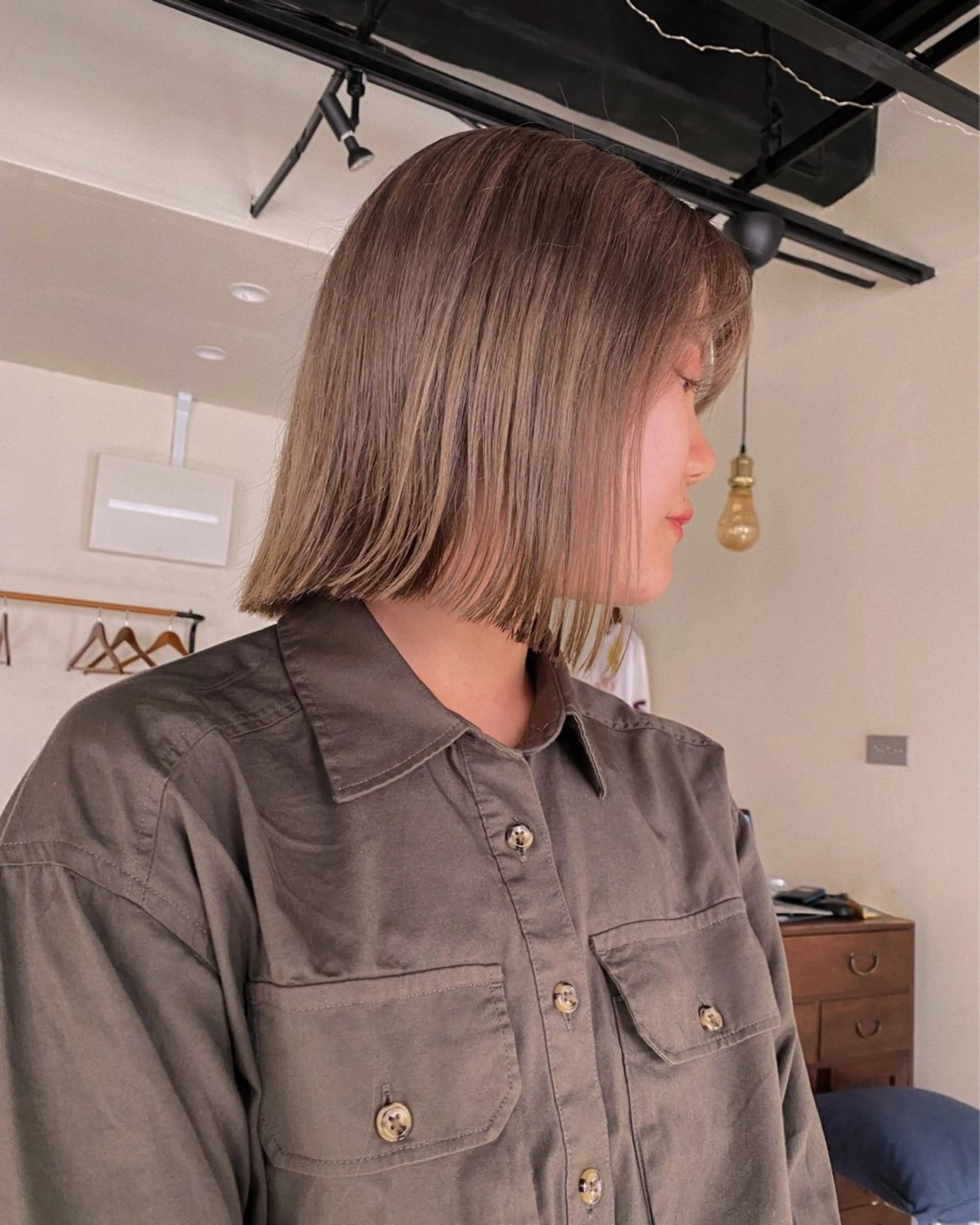 ショート カラー ブリーチ 板谷みさき /艶ボブ/藤沢美容室のヘアスタイル