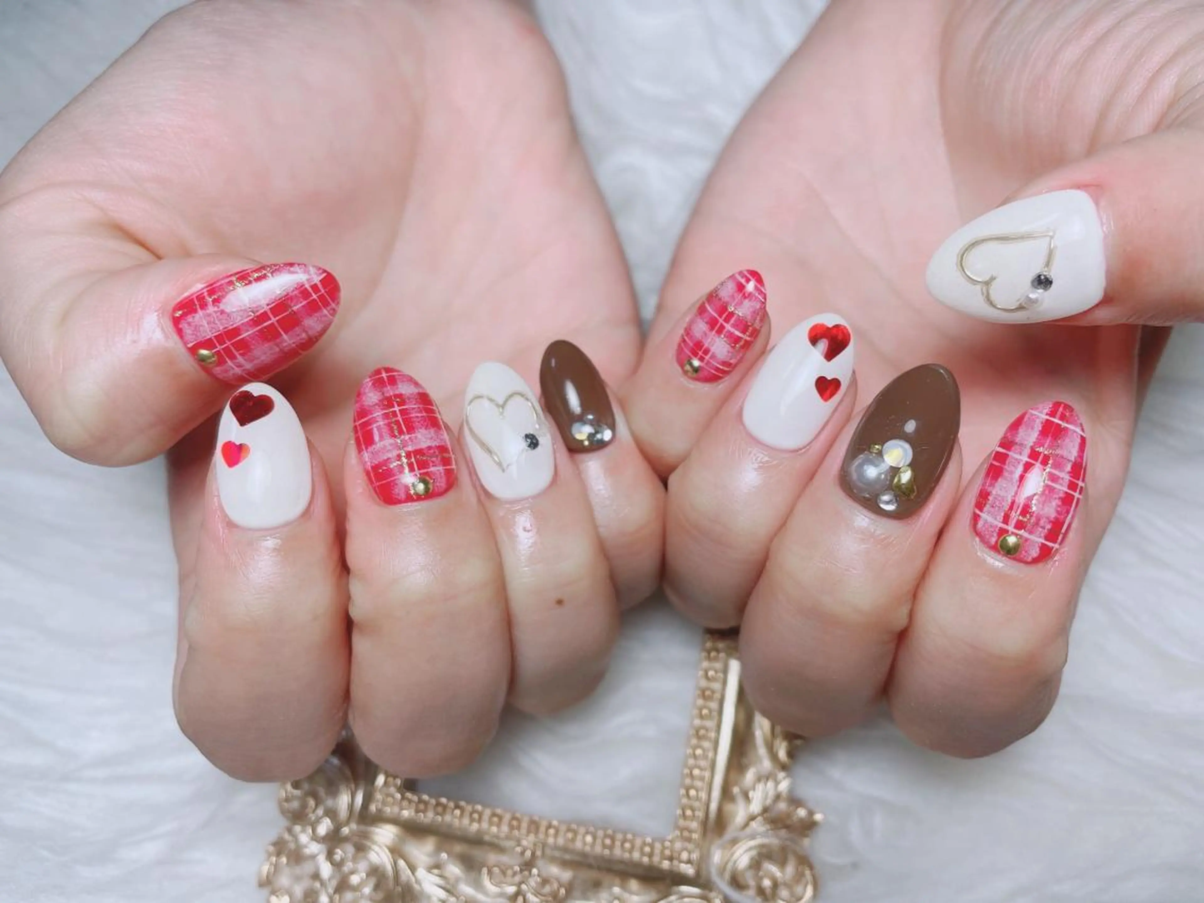 ネイル MiKi Nai池袋 長さだし得意のネイルデザイン