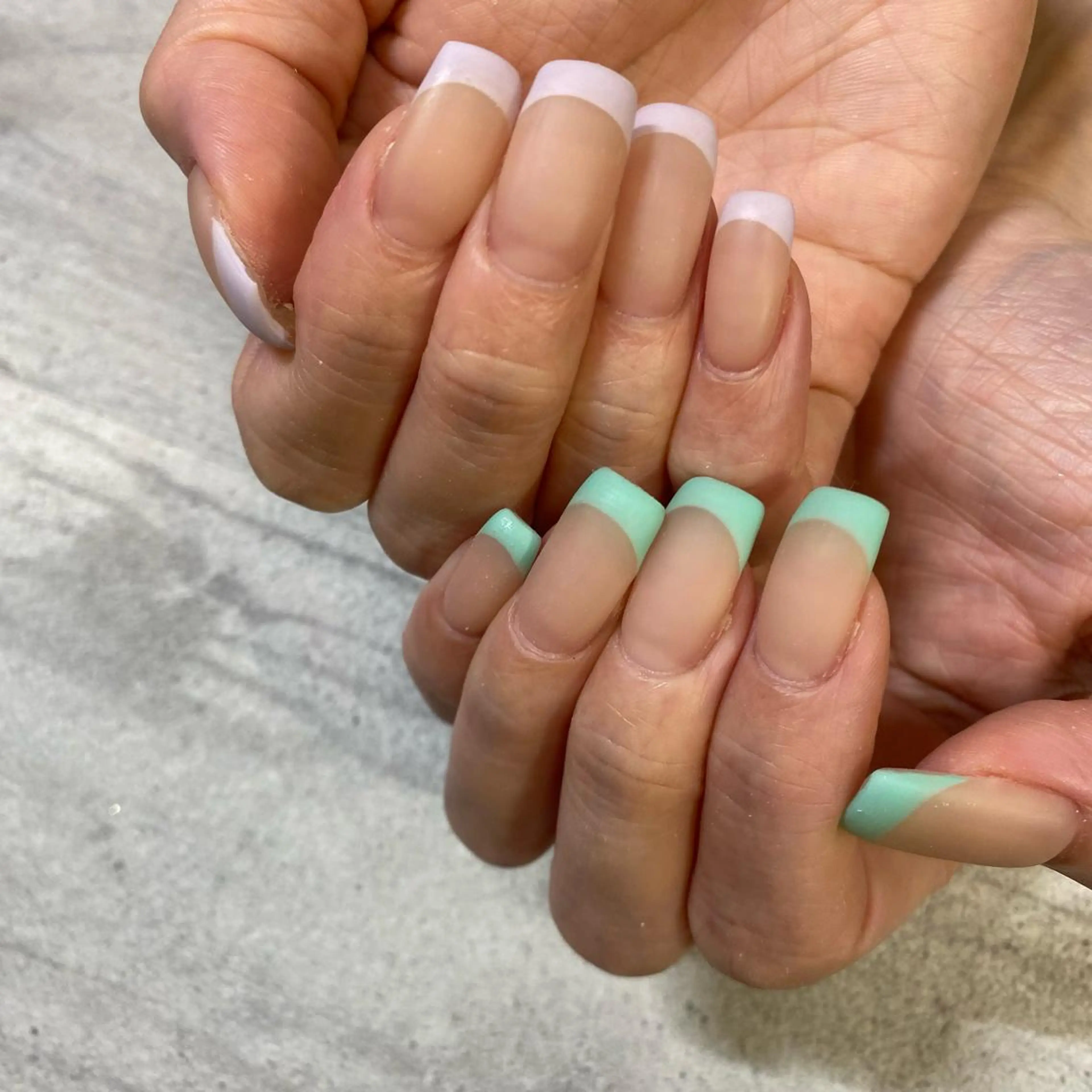 ミディアム カラー パーマ ヘアアレンジ メンズ キッズ ネイル マツエク・マツパ アイブロウ フレンチネイル マットネイル ハンドネイル ハンドケア 今福鶴見ネイル 8(ｴｲﾄ)のネイルデザイン