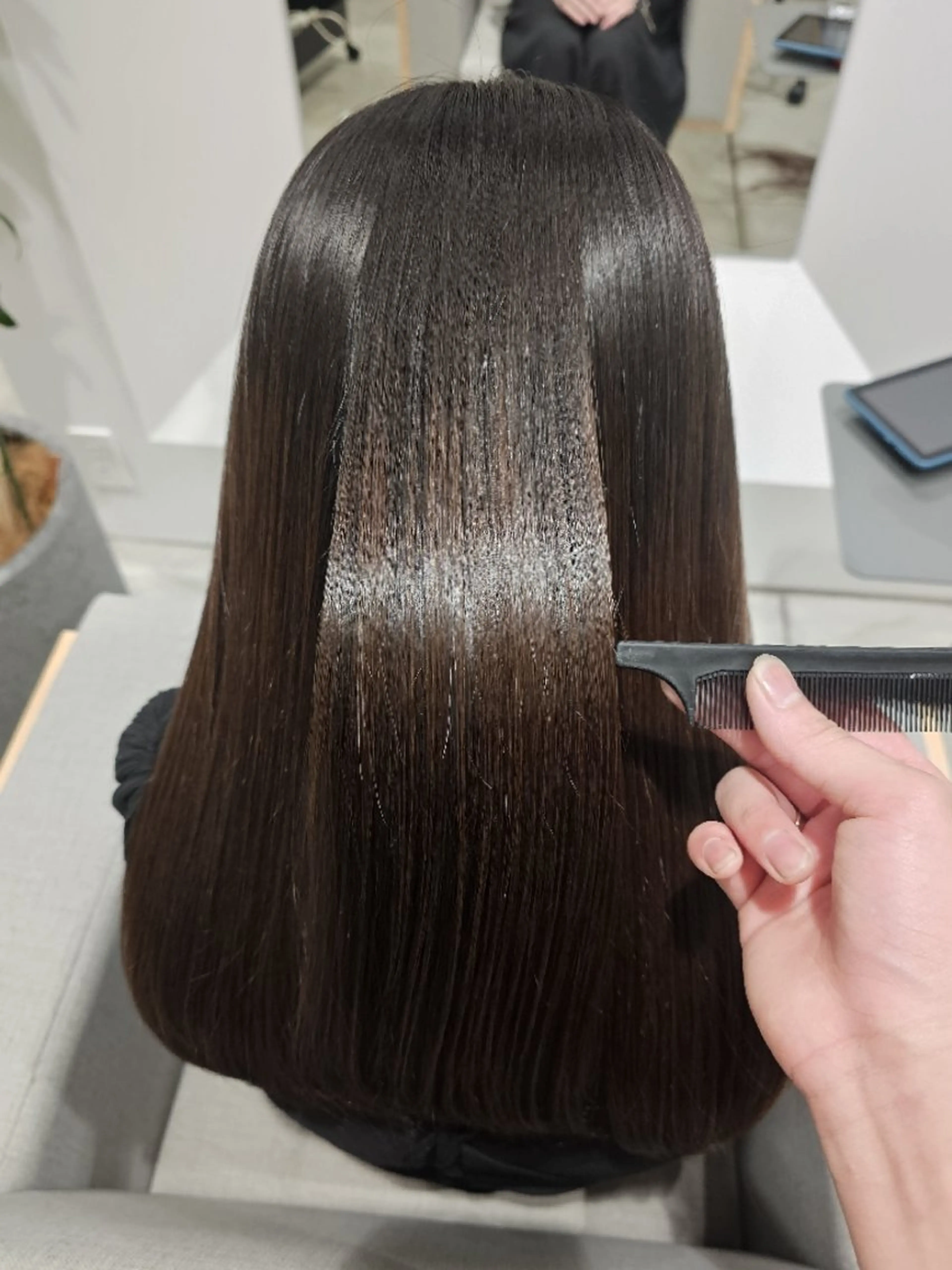 誰もが憧れる美髪ストレート+髪質改善トリートメントの写真